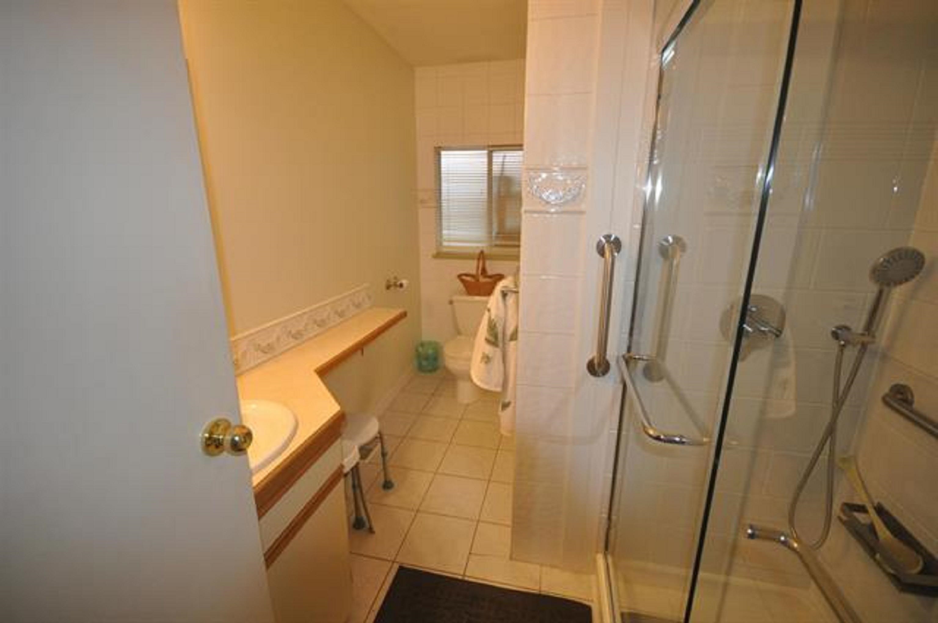 16589 78 AVENUE, Surrey, British Columbia, 3 Bedrooms Bedrooms, ,3 BathroomsBathrooms,Residential Detached,For Sale,R2845683