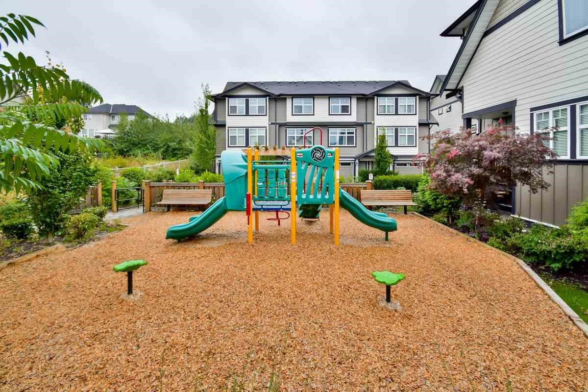 27-6350 142 STREET, Surrey, British Columbia Townhouse, 3 Bedrooms, 3 Bathrooms, Residential Attached,For Sale, MLS-R2845871