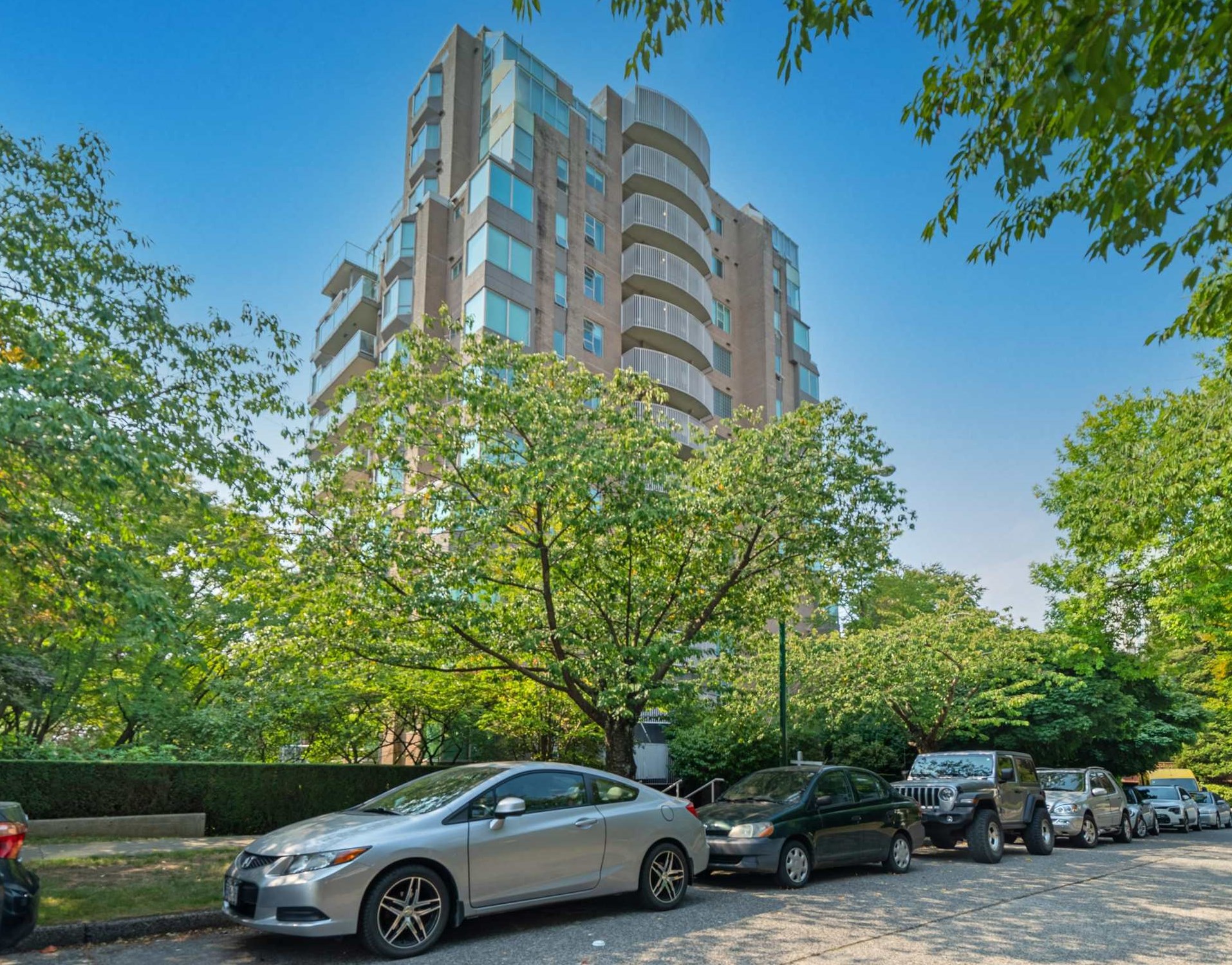 301-2288 W40TH AVENUE, Vancouver, British Columbia, 2 Bedrooms Bedrooms, ,3 BathroomsBathrooms,Residential Attached,For Sale,R2846019