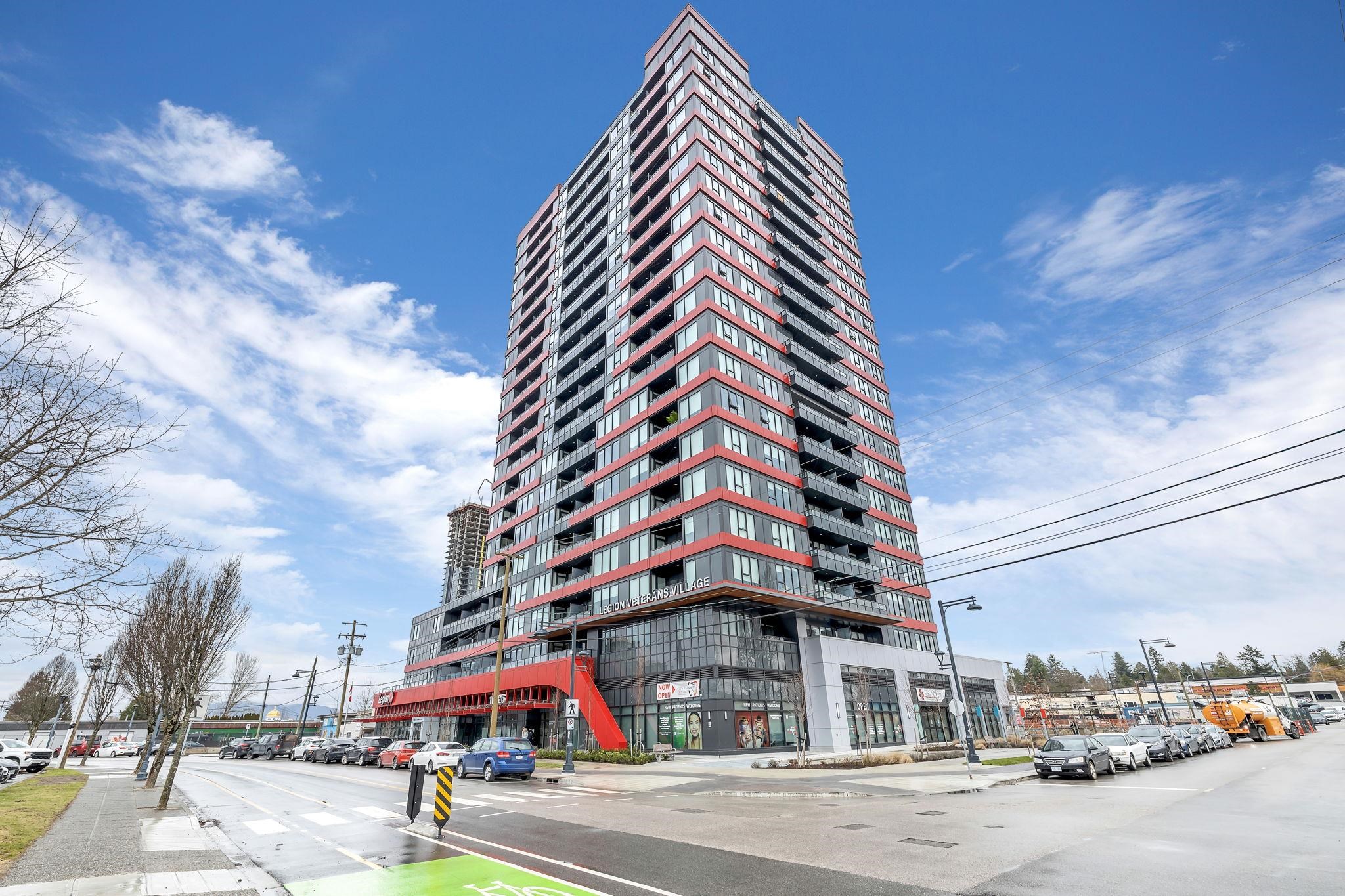 1703-10626 CITY PARKWAY, Surrey, British Columbia, 2 Bedrooms Bedrooms, ,2 BathroomsBathrooms,Residential Attached,For Sale,R2846520