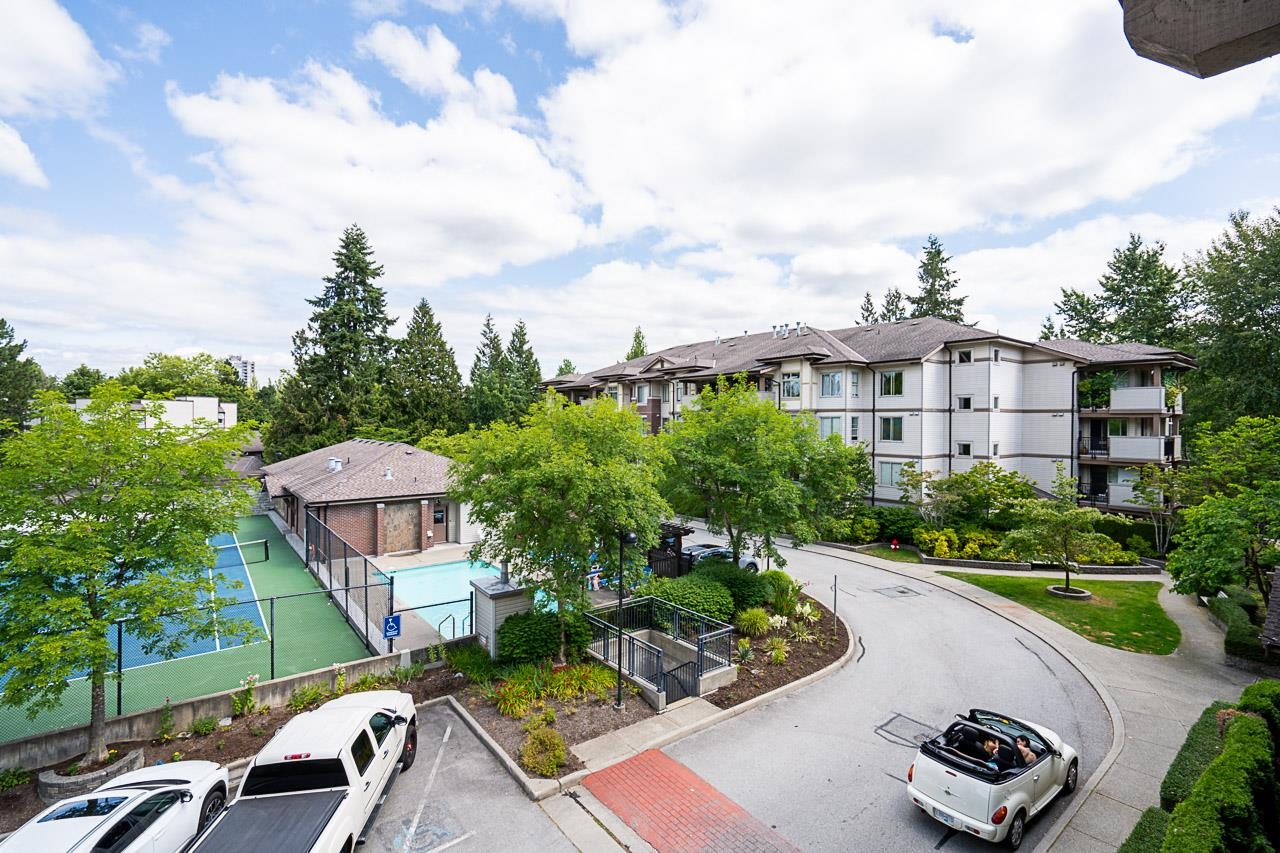 303-10088 148TH STREET, Surrey, British Columbia, 1 Bedroom Bedrooms, ,1 BathroomBathrooms,Residential Attached,For Sale,R2847717