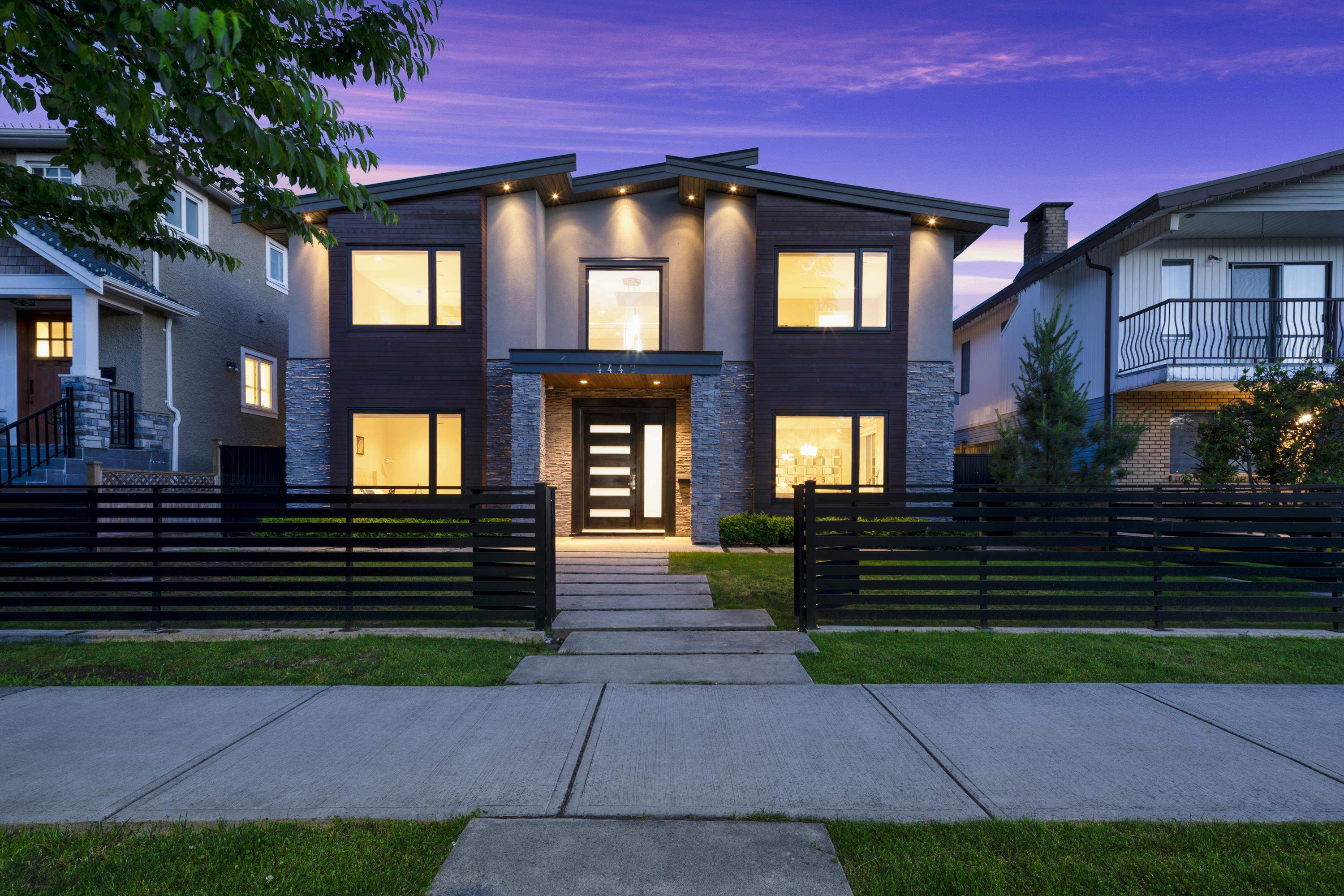 Vancouver Heights House/Single Family for sale:  8 bedroom 3,718 sq.ft. (Listed 2024-02-07)