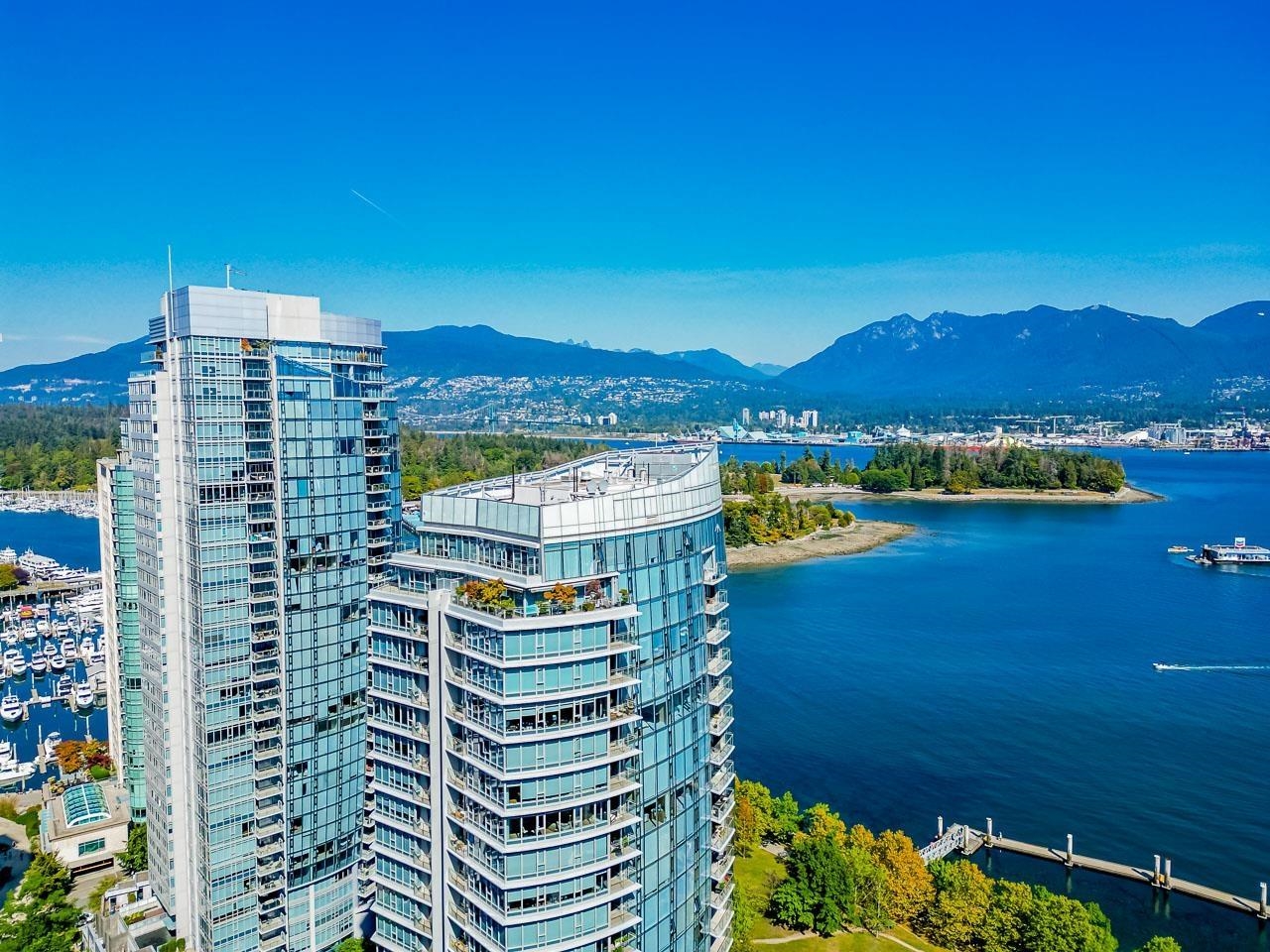 1233 CORDOVA, Vancouver, British Columbia V6C 3R1, 3 Bedrooms Bedrooms, ,2 BathroomsBathrooms,Residential Attached,For Sale,CORDOVA,R2848433