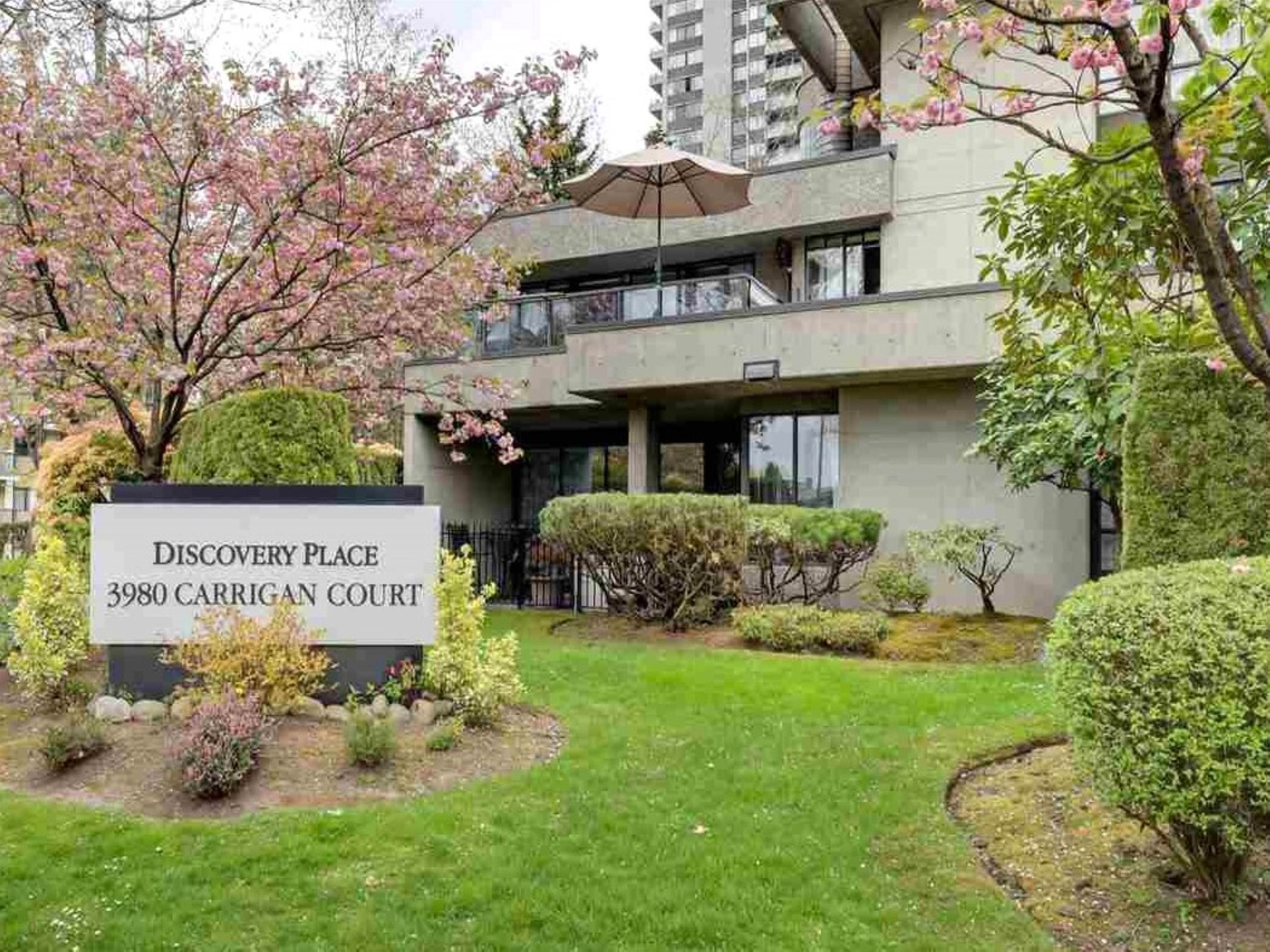 T6011-3980 CARRIGAN COURT, Burnaby, British Columbia V3N 4S6, 3 Bedrooms Bedrooms, ,2 BathroomsBathrooms,Residential Attached,For Sale,R2848878