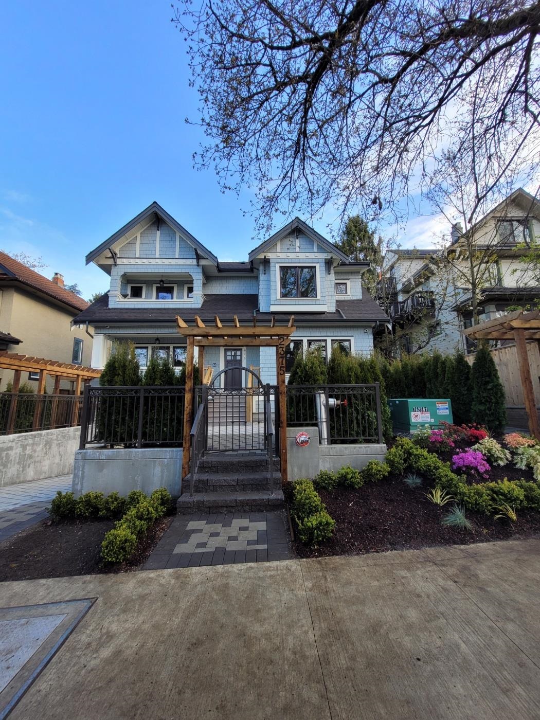 2373 7TH, Vancouver, British Columbia V6K 1Y4, 3 Bedrooms Bedrooms, ,4 BathroomsBathrooms,Residential Attached,For Sale,7TH,R2849007