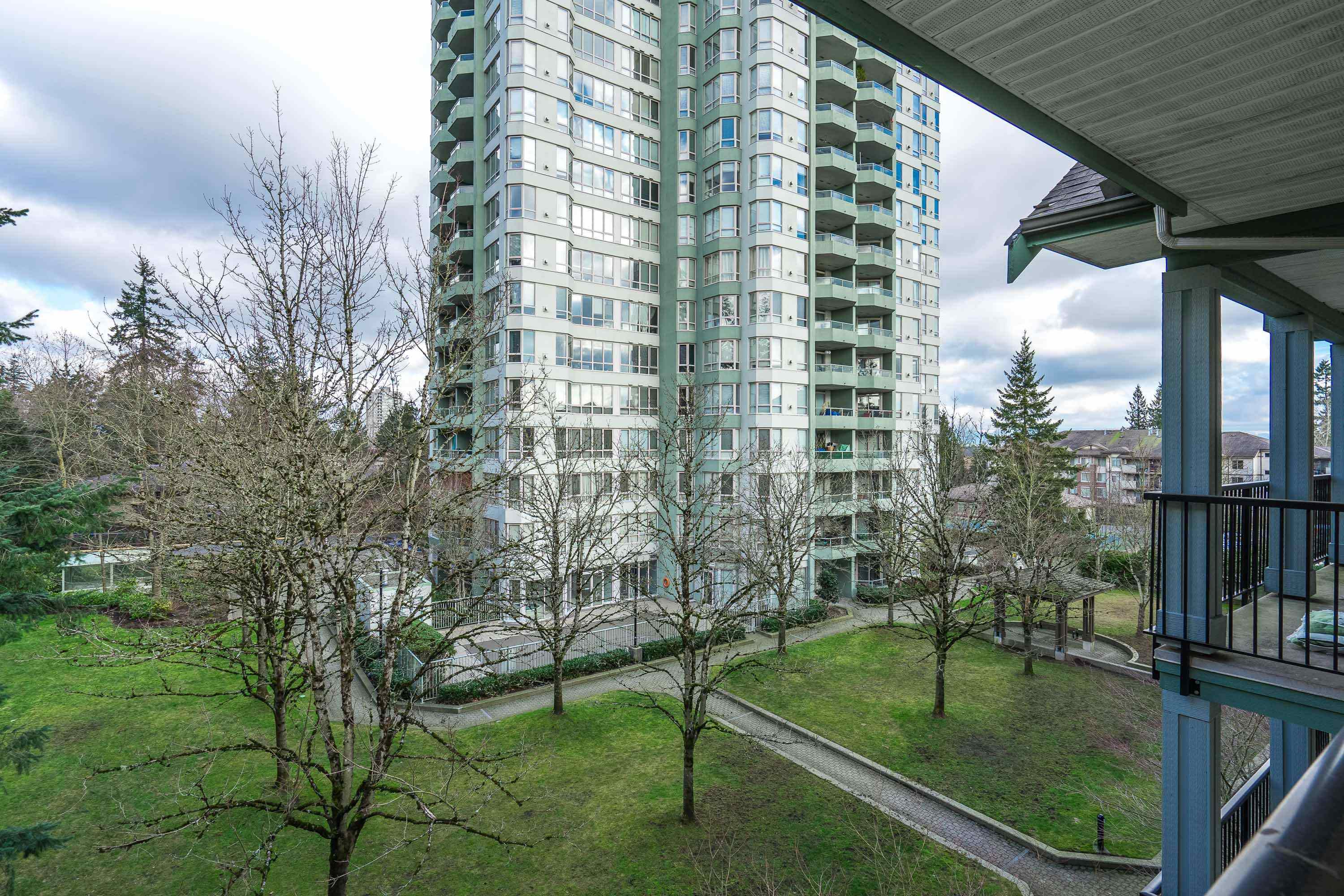 405-14859 100 AVENUE, Surrey, British Columbia, 1 Bedroom Bedrooms, ,1 BathroomBathrooms,Residential Attached,For Sale,R2849045