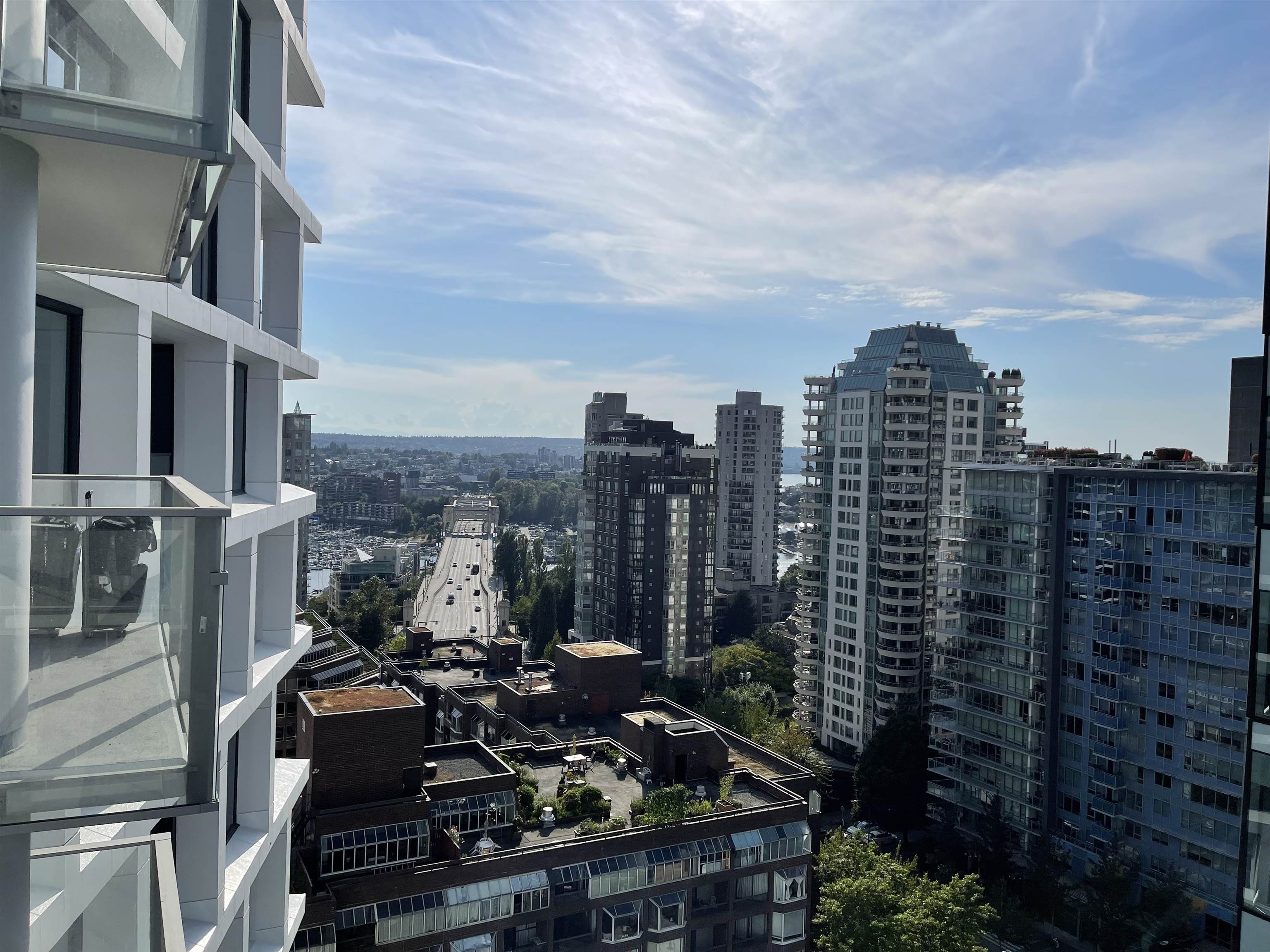 1289 HORNBY, Vancouver, British Columbia V6Z 0G7, 2 Bedrooms Bedrooms, ,2 BathroomsBathrooms,Residential Attached,For Sale,HORNBY,R2850172