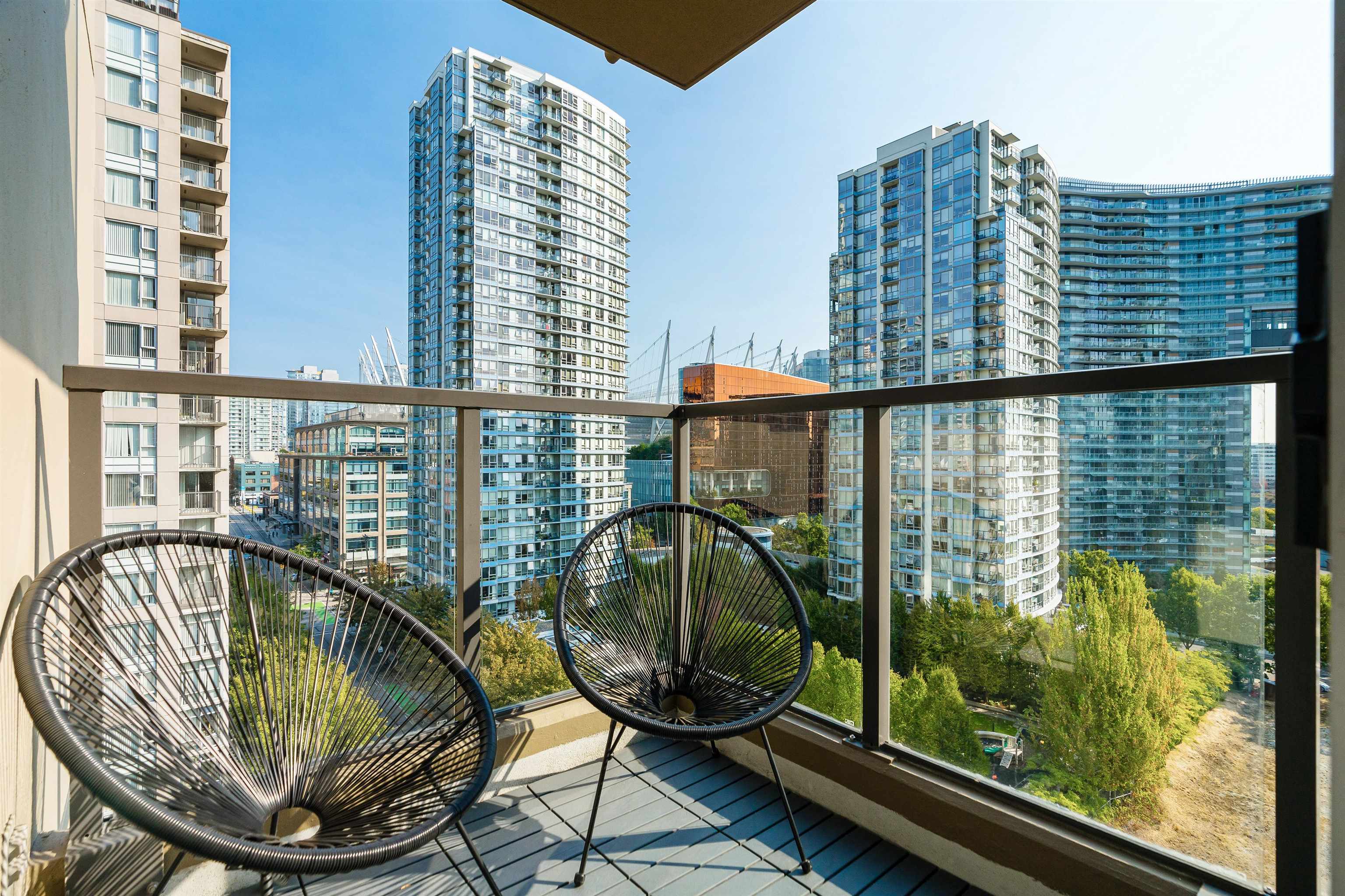 1103-989 BEATTY STREET, Vancouver, British Columbia Apartment/Condo, 1 Bedroom, 1 Bathroom, Residential Attached,For Sale, MLS-R2851091