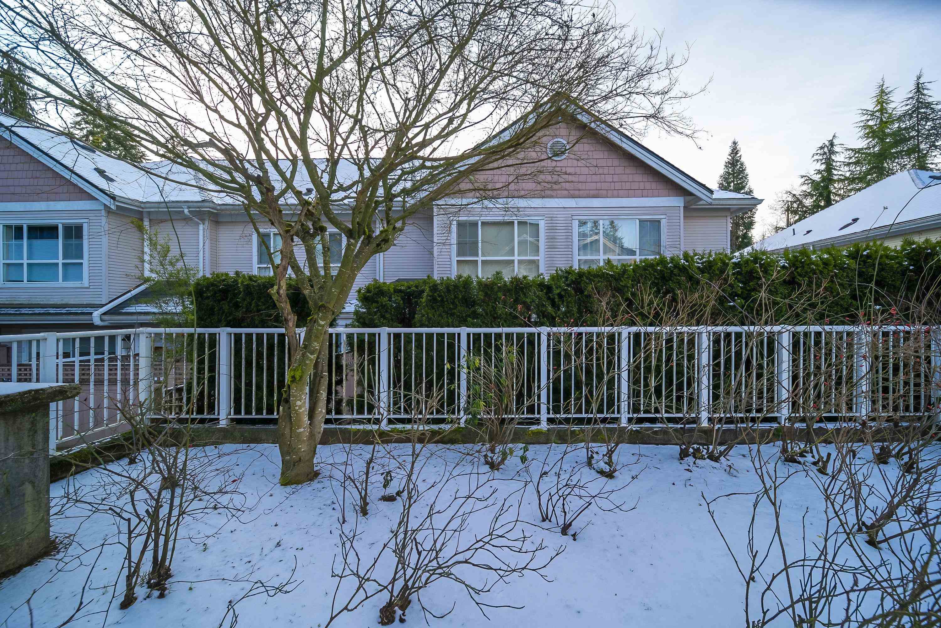 35-6670 RUMBLE STREET, Burnaby, British Columbia, 3 Bedrooms Bedrooms, ,3 BathroomsBathrooms,Residential Attached,For Sale,R2851782