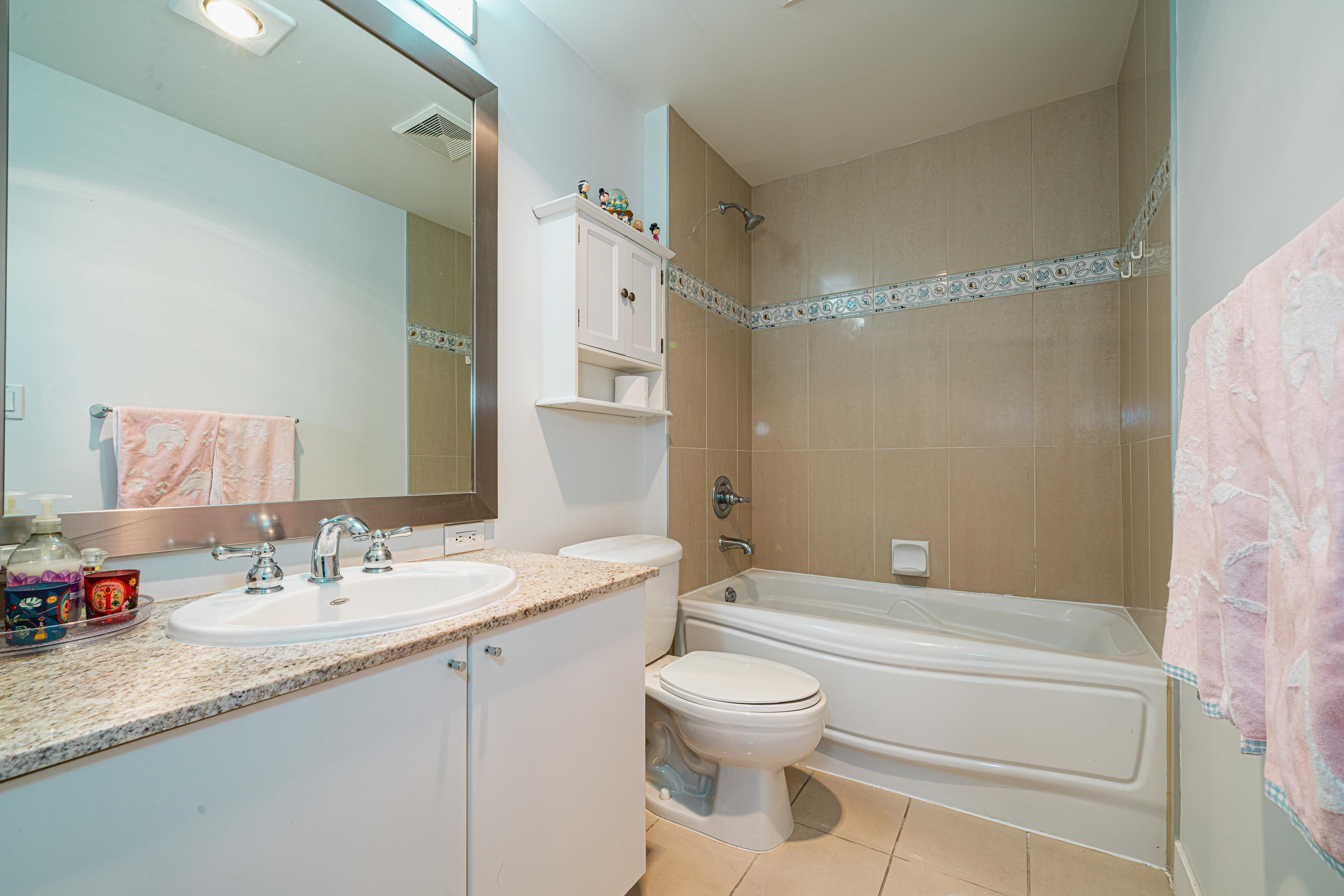 1211 MELVILLE, Vancouver, British Columbia V6E 0A7, 3 Bedrooms Bedrooms, ,2 BathroomsBathrooms,Residential Attached,For Sale,MELVILLE,R2852176