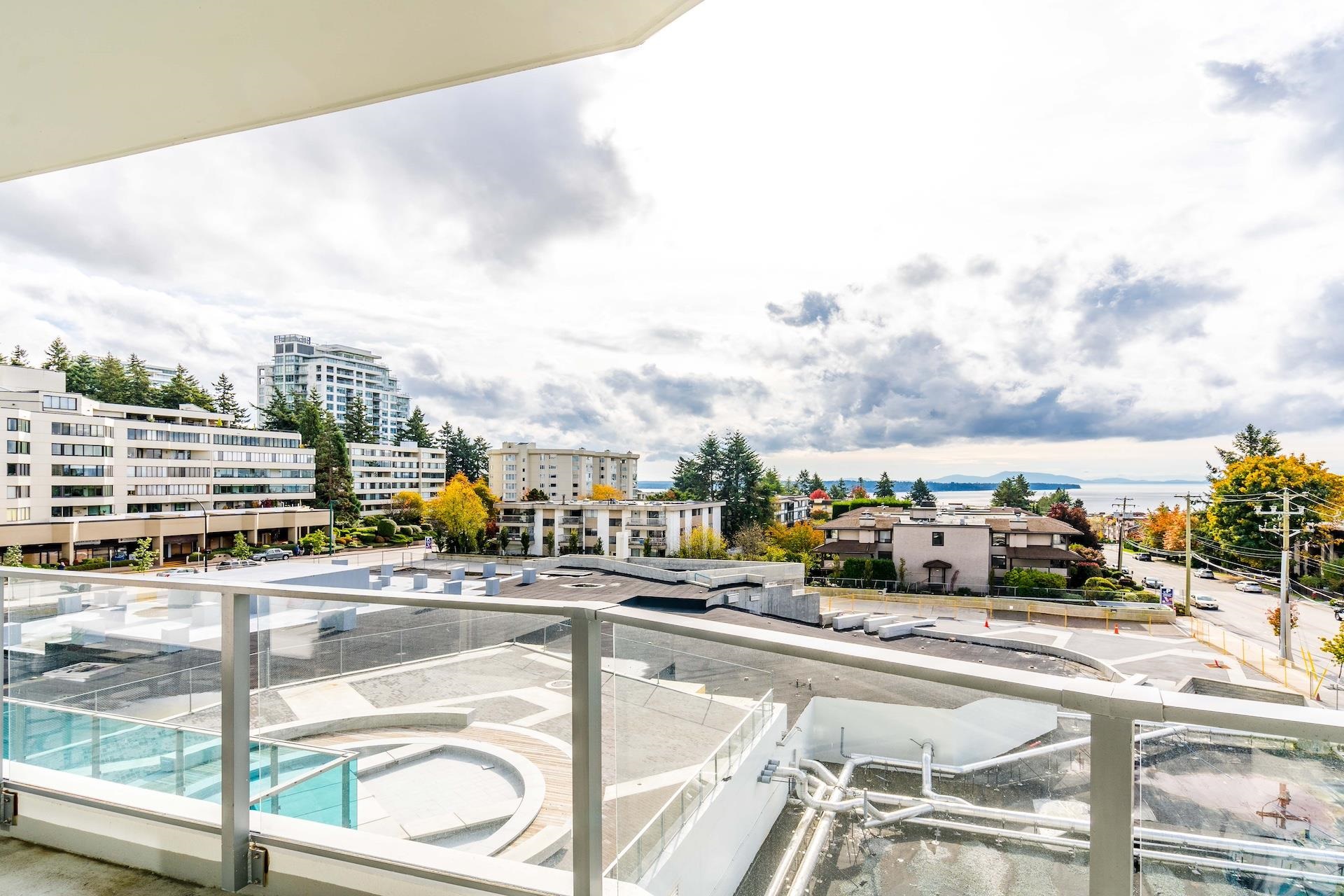 406-1500 MARTIN STREET, Surrey, British Columbia V4B 0C2, 2 Bedrooms Bedrooms, ,3 BathroomsBathrooms,Residential Attached,For Sale,R2852616