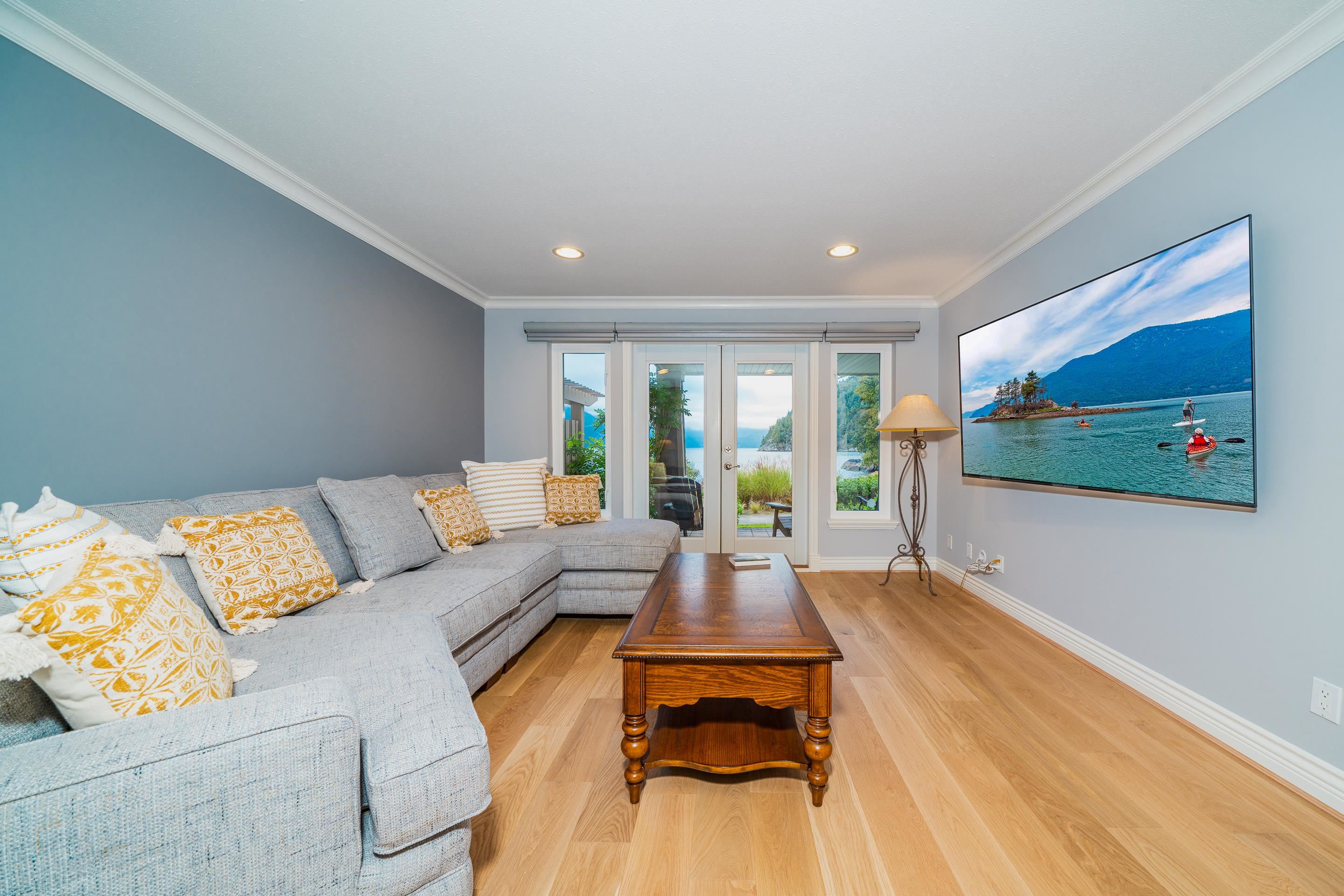 Listing image of 5 BEACH DRIVE