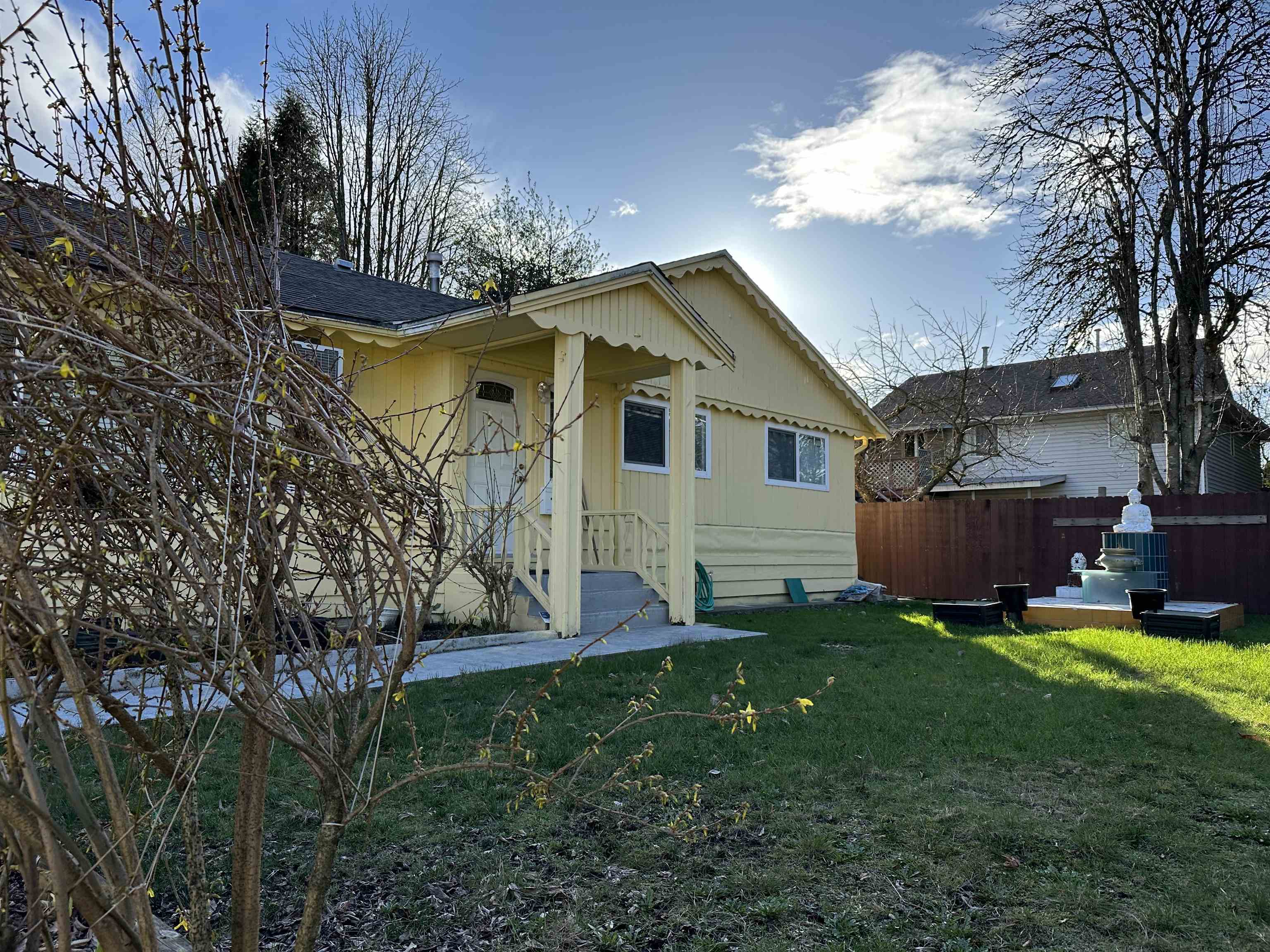 15634 88TH AVENUE, Surrey, British Columbia V4N 1G5, 3 Bedrooms Bedrooms, ,3 BathroomsBathrooms,Residential Detached,For Sale,R2853076