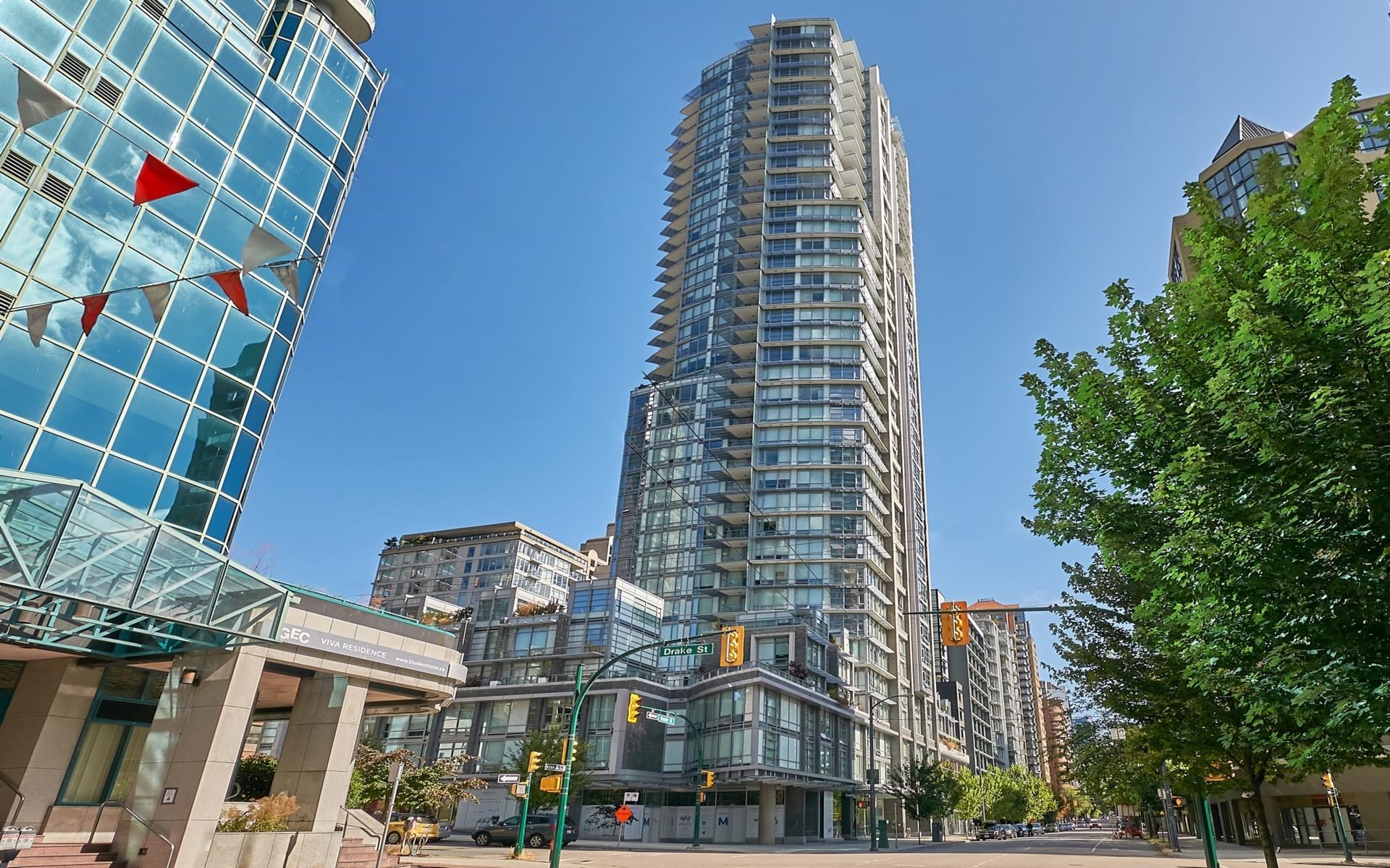 1283 HOWE, Vancouver, British Columbia V6Z 0E3, 1 Bedroom Bedrooms, ,1 BathroomBathrooms,Residential Attached,For Sale,HOWE,R2855456
