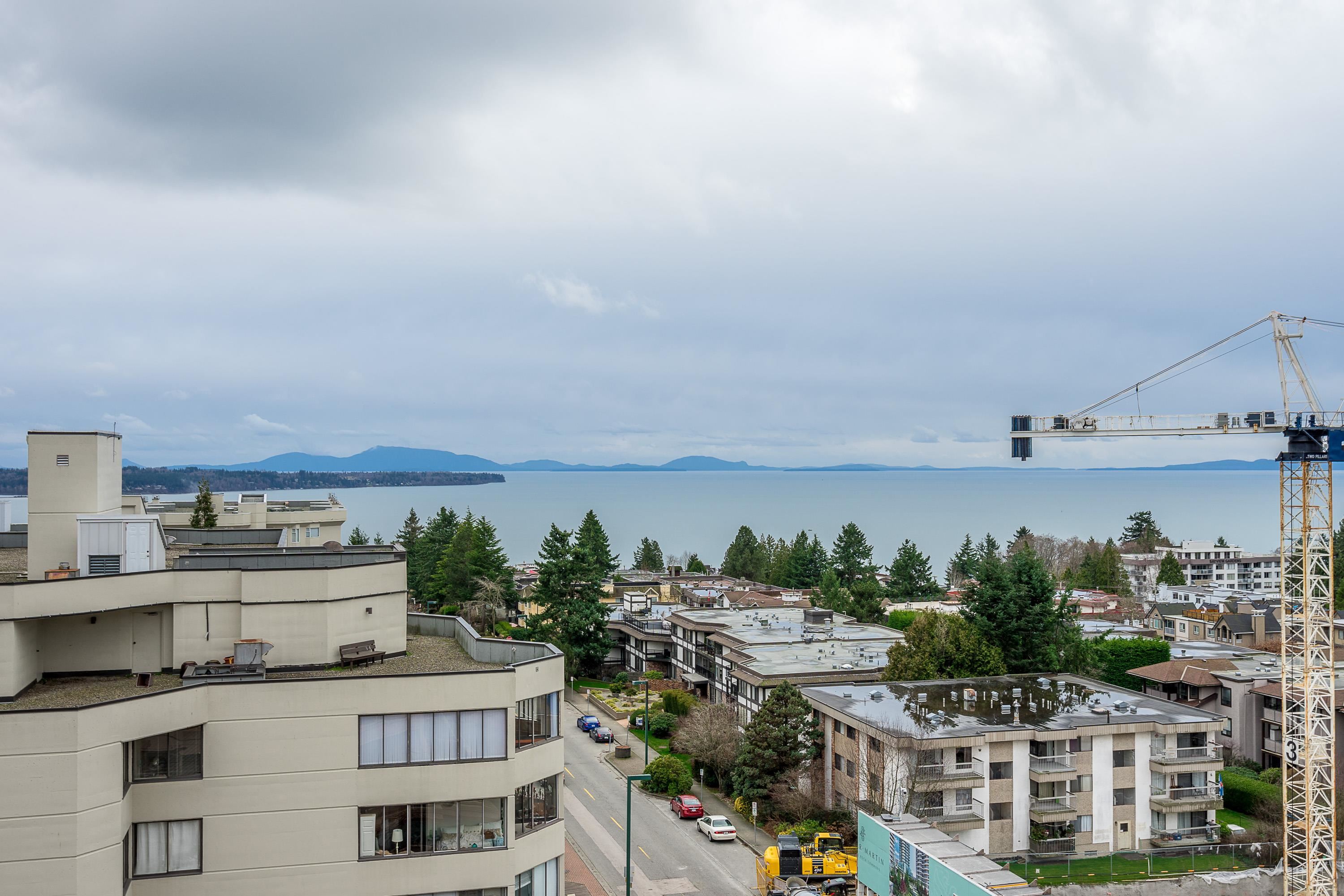 506-15111 RUSSELL AVENUE, White Rock, British Columbia, 2 Bedrooms Bedrooms, ,2 BathroomsBathrooms,Residential Attached,For Sale,R2856299
