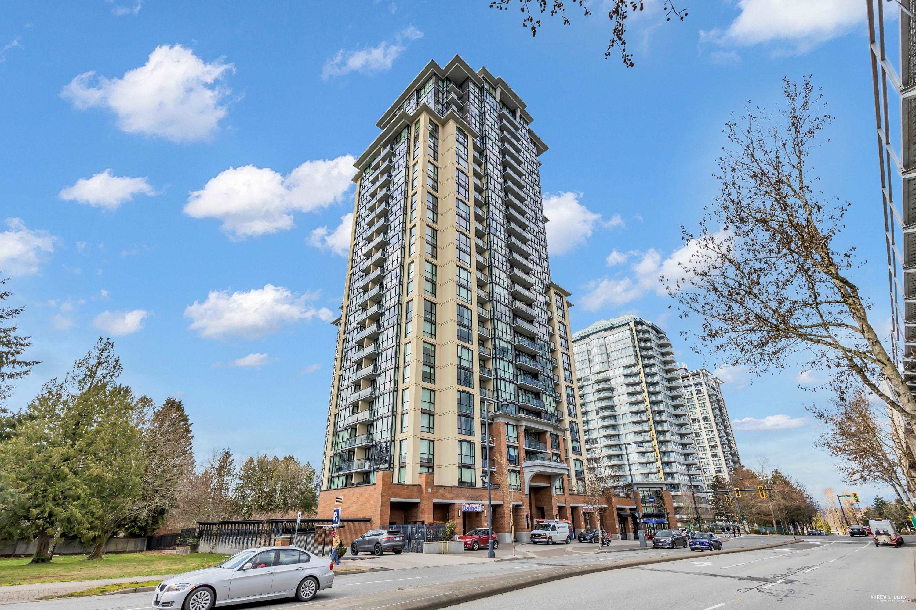 803-10777 UNIVERSITY DRIVE, Surrey, British Columbia, 1 Bedroom Bedrooms, ,1 BathroomBathrooms,Residential Attached,For Sale,R2856899