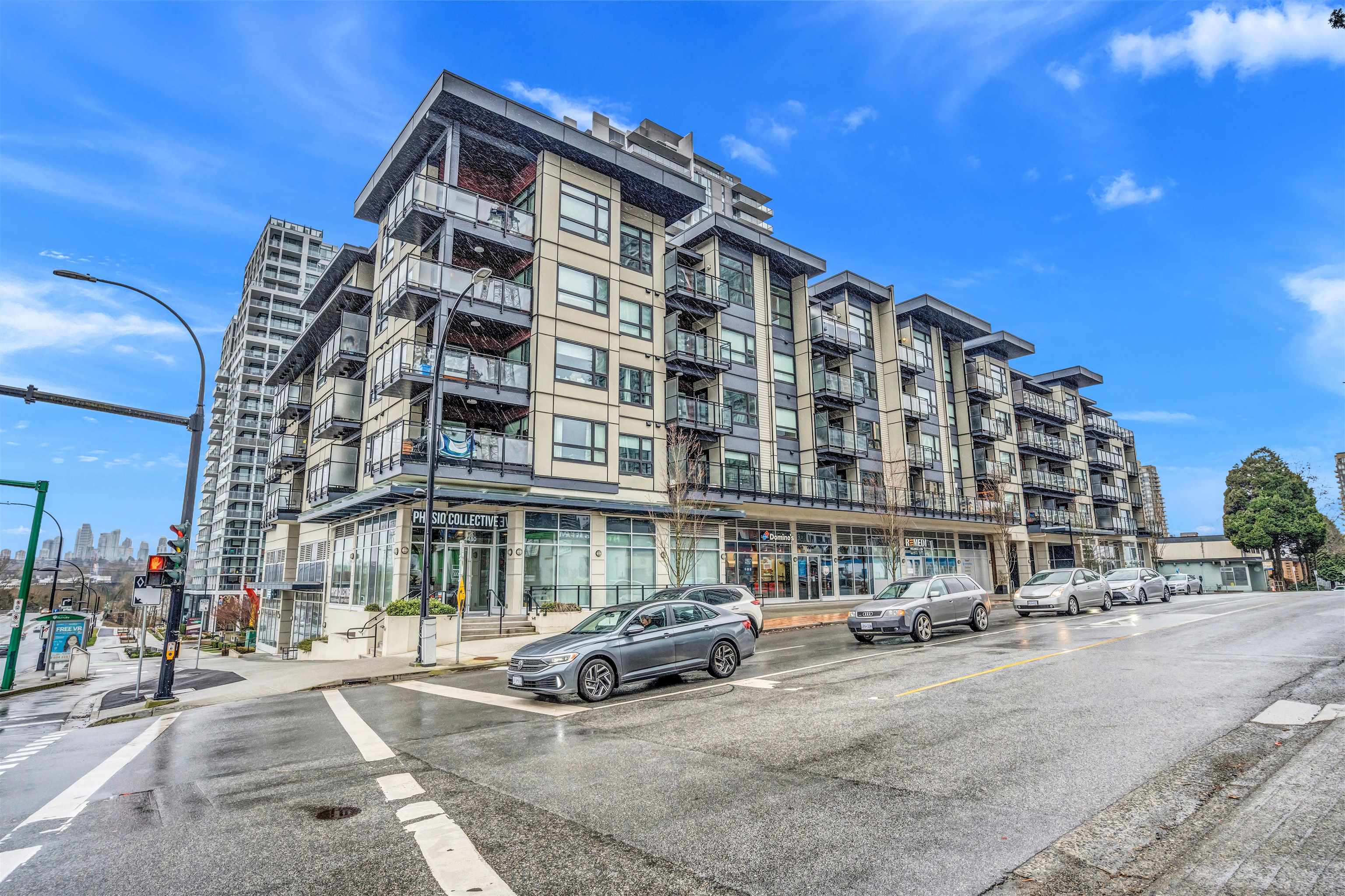 502-4468 DAWSON STREET, Burnaby, British Columbia Apartment/Condo, 2 Bedrooms, 2 Bathrooms, Residential Attached,For Sale, MLS-R2857968