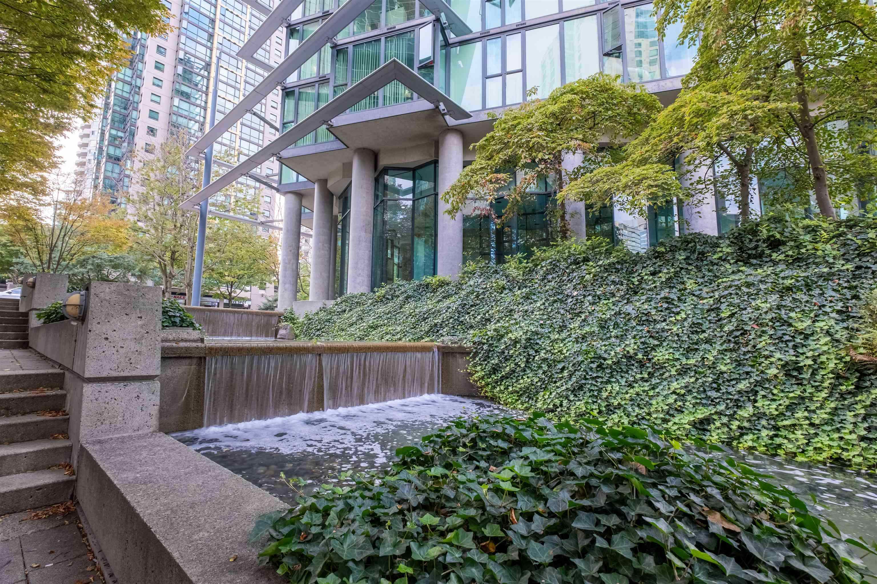 1331 GEORGIA, Vancouver, British Columbia V6E 4P1, 1 Bedroom Bedrooms, ,1 BathroomBathrooms,Residential Attached,For Sale,GEORGIA,R2858298