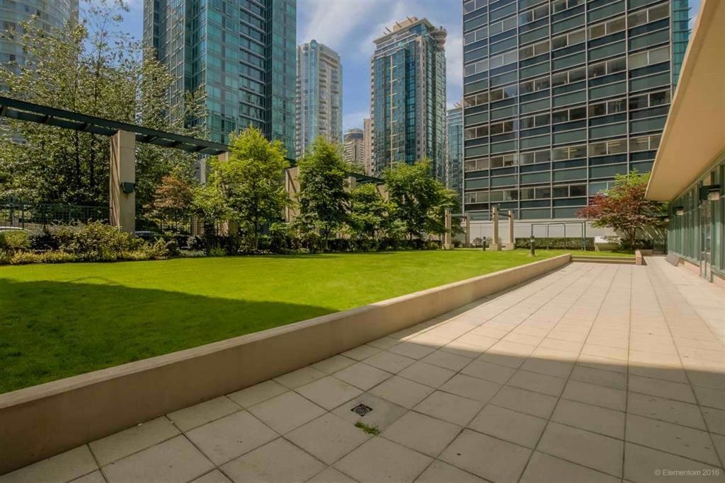 2204-1239 WGEORGIA STREET, Vancouver, British Columbia, 2 Bedrooms Bedrooms, ,2 BathroomsBathrooms,Residential Attached,For Sale,R2858631