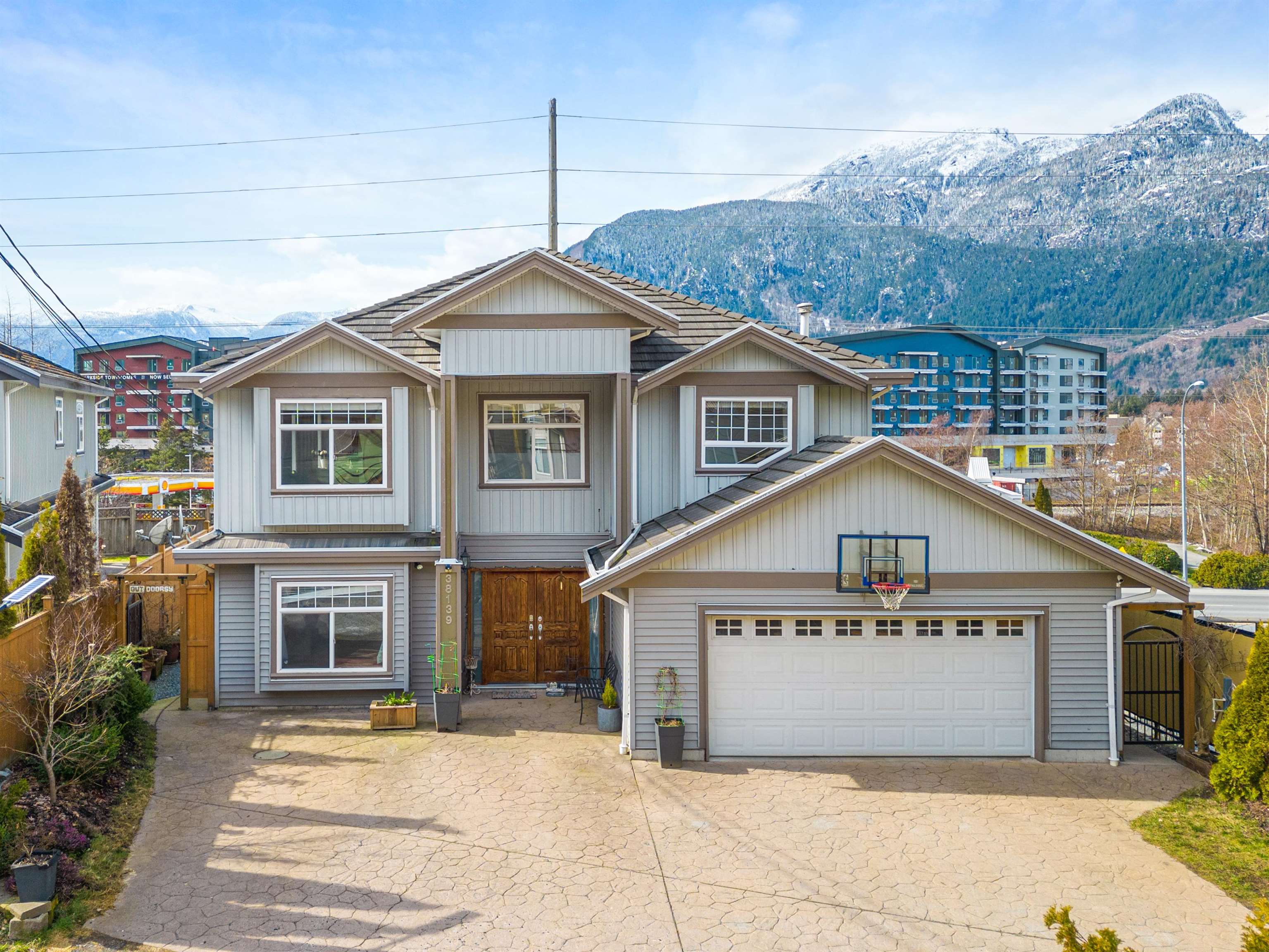 Listing image of 38139 HARBOUR VIEW PLACE