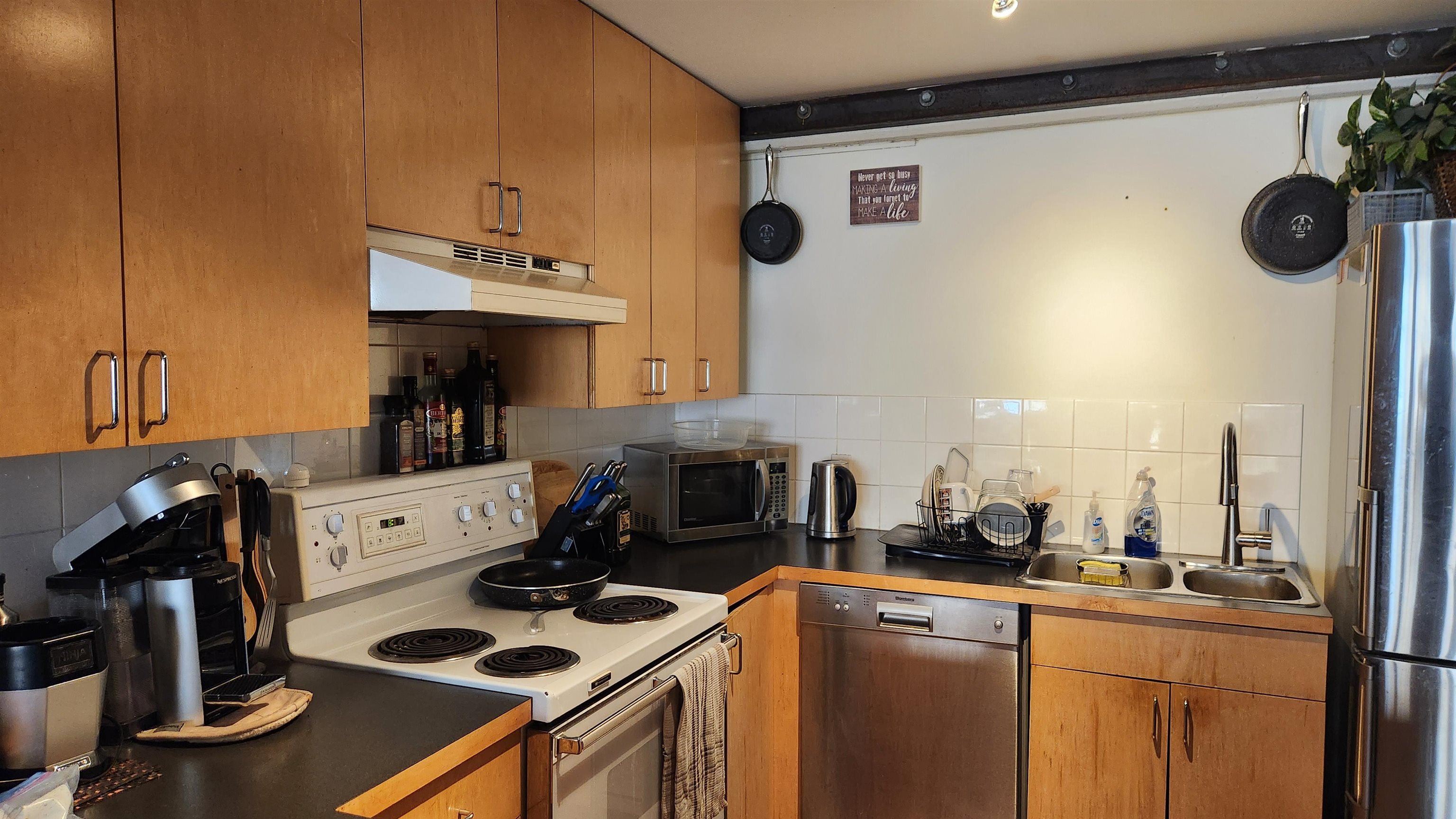 3A-34 POWELL STREET, Vancouver, British Columbia Apartment/Condo, 2 Bedrooms, 1 Bathroom, Residential Attached,For Sale, MLS-R2859639