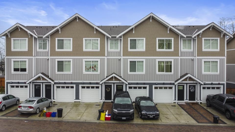 5 23108 Lougheed Highway, Maple Ridge, East Central, V2X 2W3 24