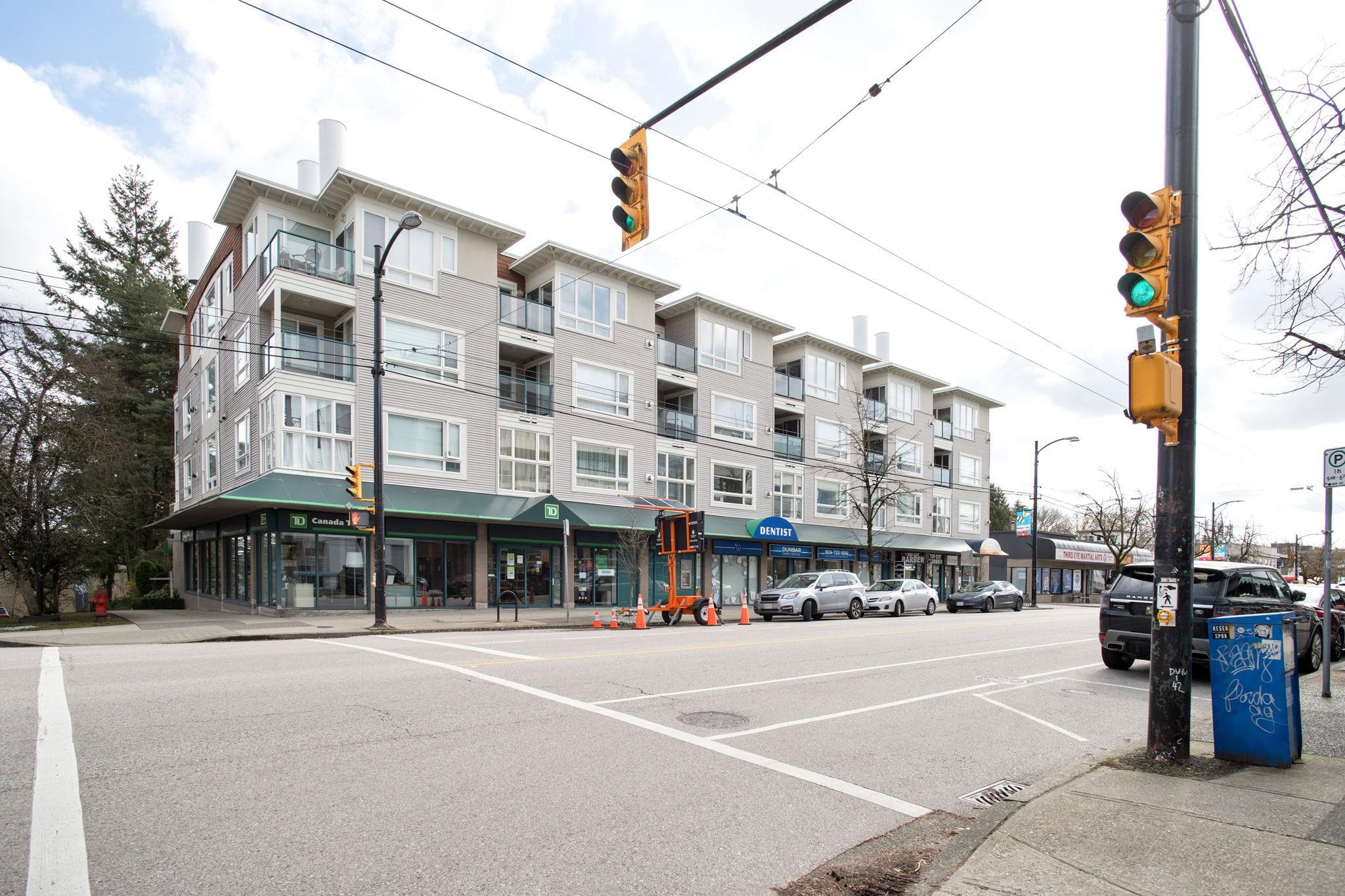 3590 26TH, Vancouver, British Columbia V6S 1N9, 2 Bedrooms Bedrooms, ,2 BathroomsBathrooms,Residential Attached,For Sale,26TH,R2860614