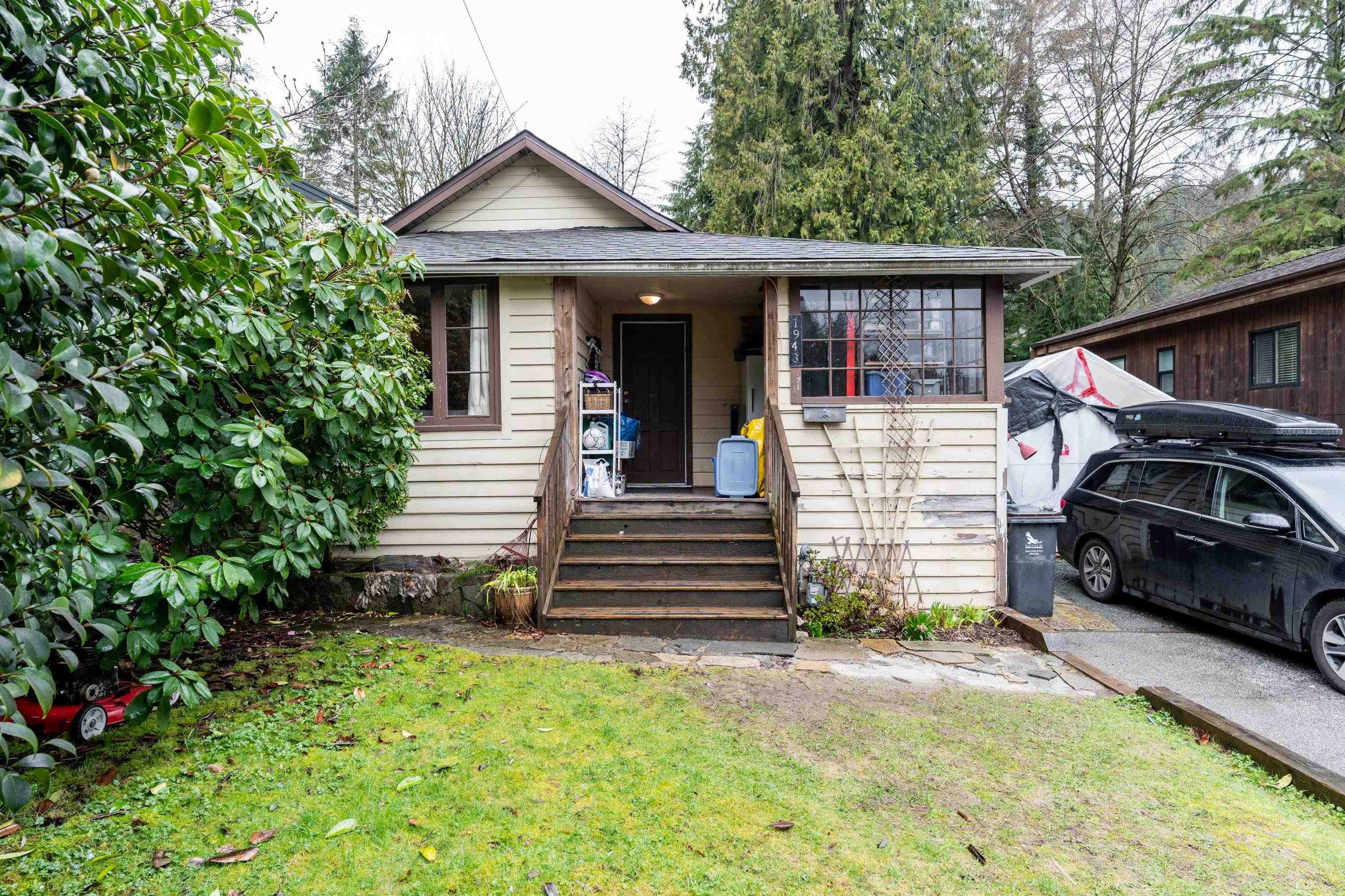 Welcome to 1943 Panorama Drive, N. Vancouver in Deep Cove!