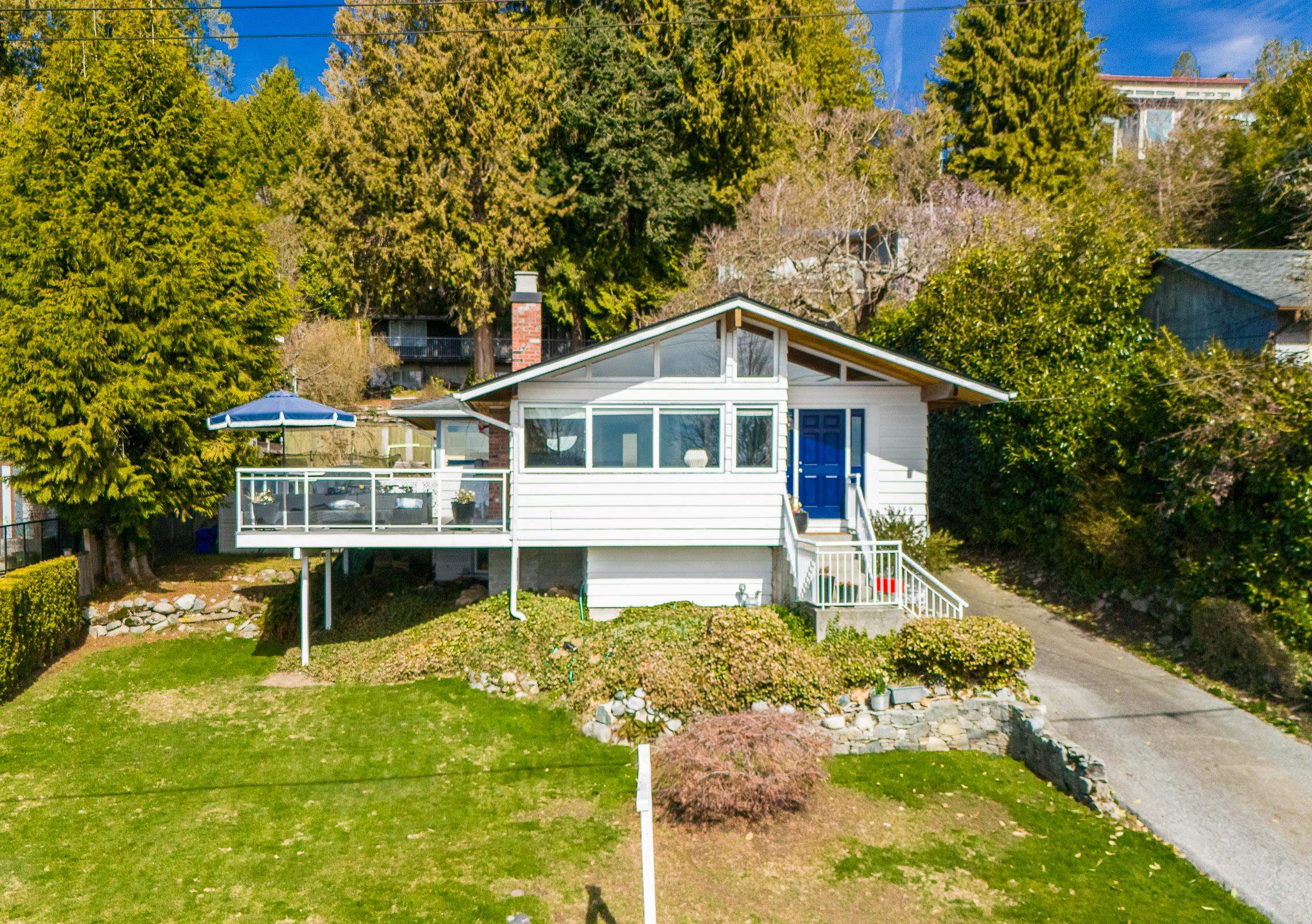 2469 OTTAWA AVENUE, West Vancouver, British Columbia, 2 Bedrooms Bedrooms, ,2 BathroomsBathrooms,Residential Detached,For Sale,R2860990