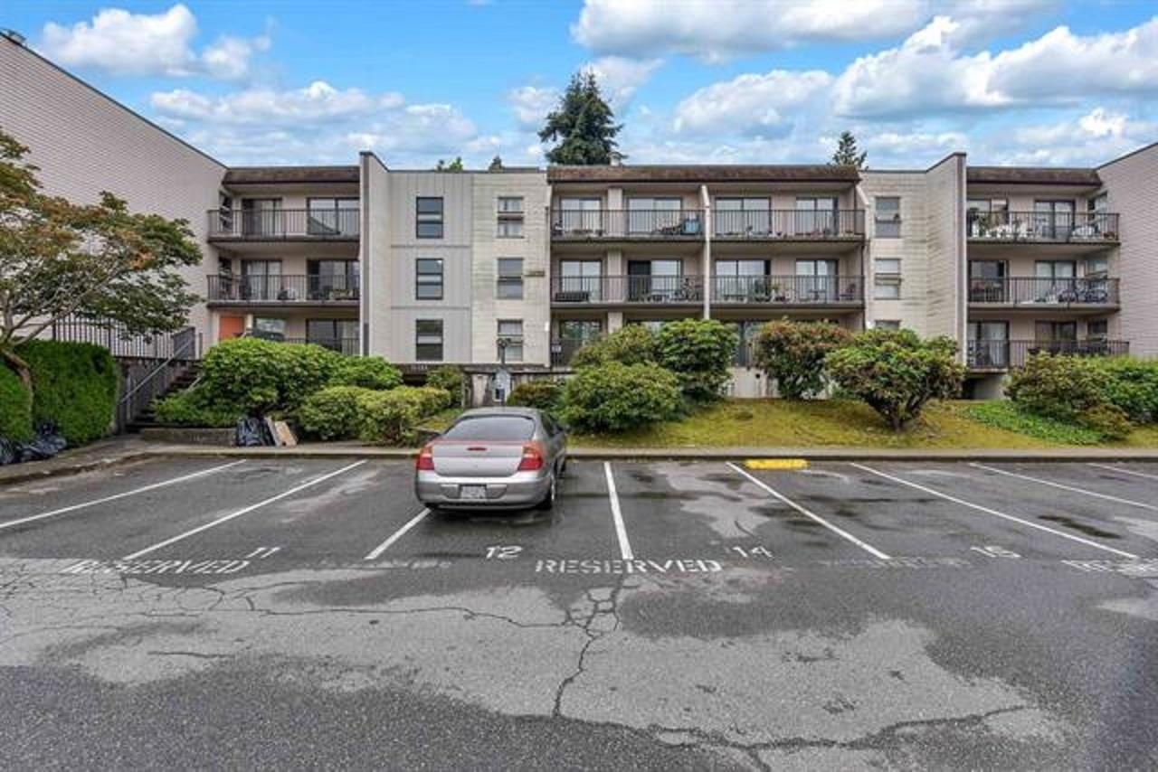 210-15268 100 AVENUE, Surrey, British Columbia, 2 Bedrooms Bedrooms, ,1 BathroomBathrooms,Residential Attached,For Sale,R2861019
