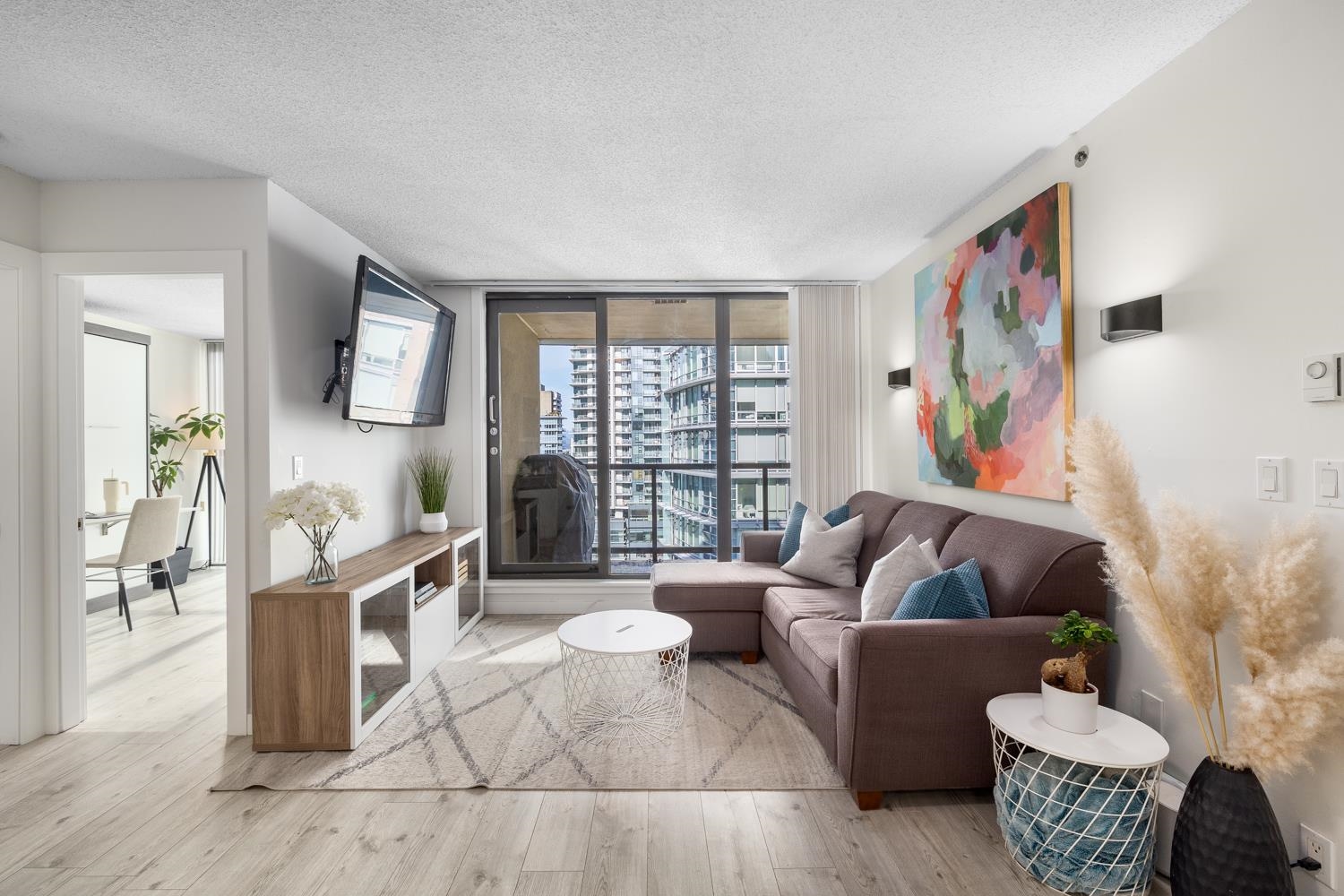 Downtown VW Apartment/Condo for sale:  2 bedroom 773 sq.ft. (Listed 2024-03-23)