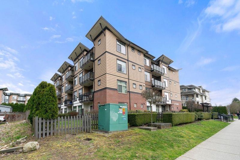 203-8168 120A STREET, Surrey, British Columbia, 1 Bedroom Bedrooms, ,1 BathroomBathrooms,Residential Attached,For Sale,R2861423