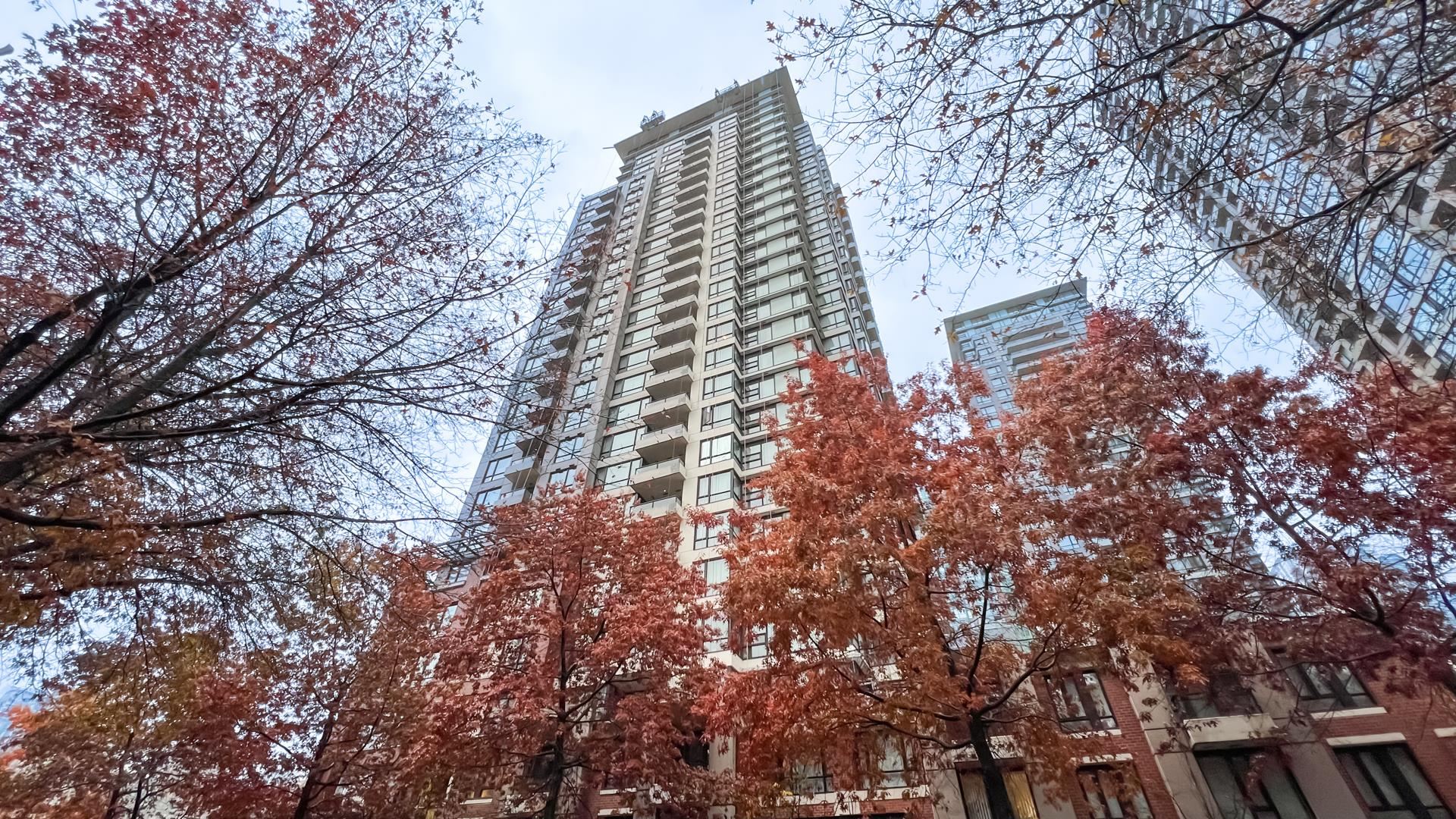 Yaletown Apartment/Condo for sale:  2 bedroom 737 sq.ft. (Listed 2024-03-23)
