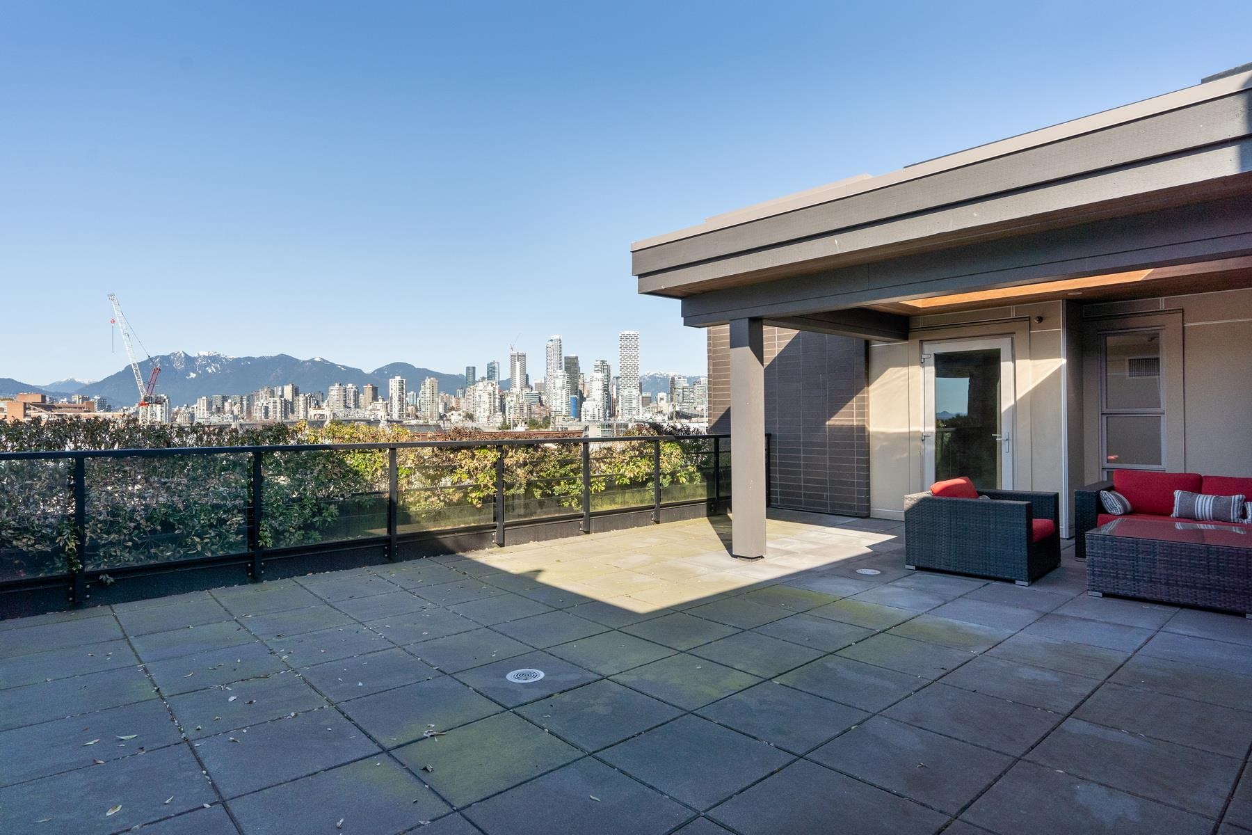 306-1628 W4TH AVENUE, Vancouver, British Columbia, 1 Bedroom Bedrooms, ,1 BathroomBathrooms,Residential Attached,For Sale,R2861751
