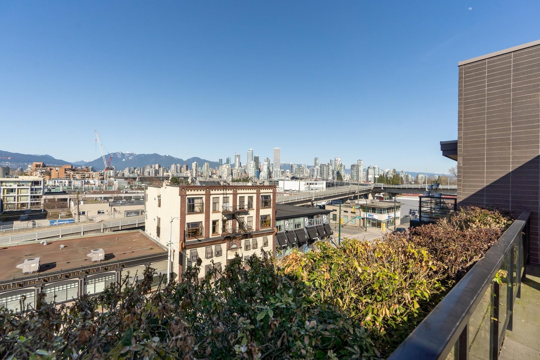 306-1628 W4TH AVENUE, Vancouver, British Columbia, 1 Bedroom Bedrooms, ,1 BathroomBathrooms,Residential Attached,For Sale,R2861751