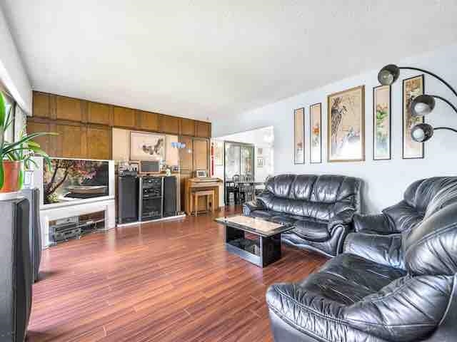 2668 E54TH AVENUE, Vancouver, British Columbia, 4 Bedrooms Bedrooms, ,4 BathroomsBathrooms,Residential Detached,For Sale,R2861753
