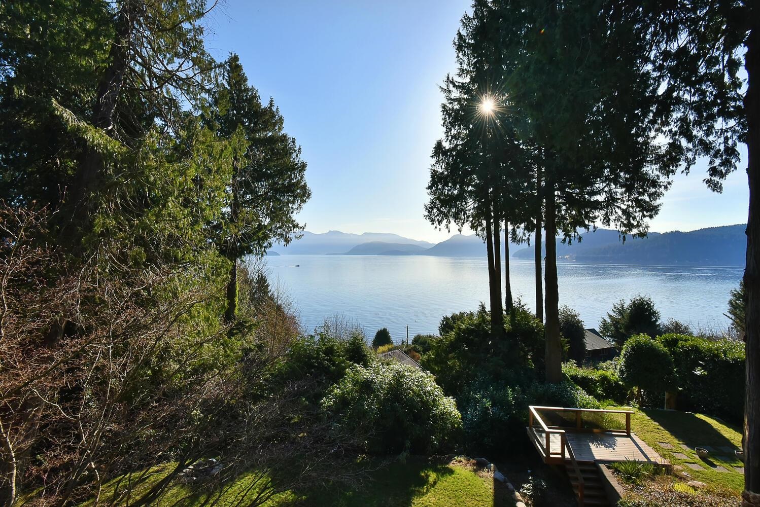 Gibsons & Area House/Single Family for sale:  3 bedroom 2,716 sq.ft. (Listed 2024-03-21)