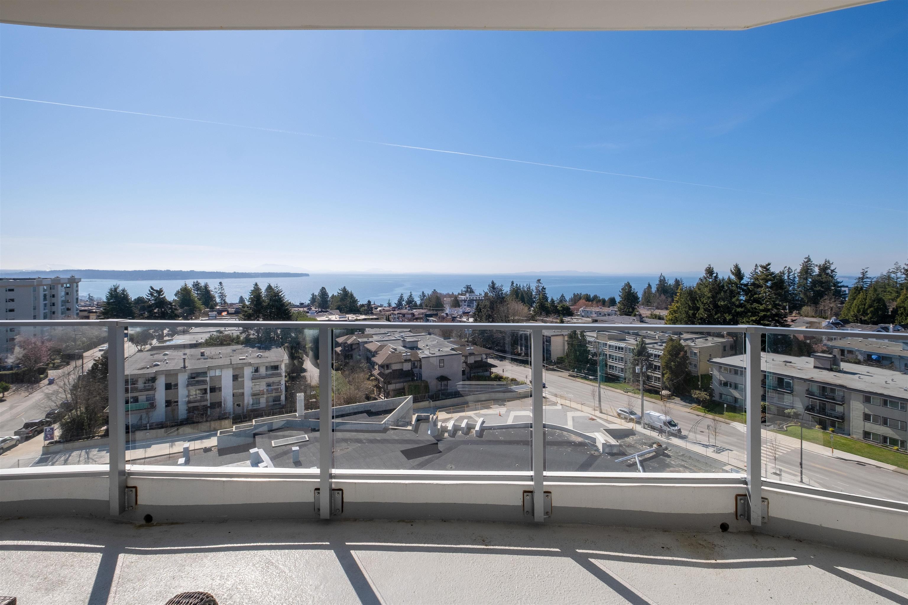 703-1501 FOSTER STREET, White Rock, British Columbia, 3 Bedrooms Bedrooms, ,4 BathroomsBathrooms,Residential Attached,For Sale,R2862091