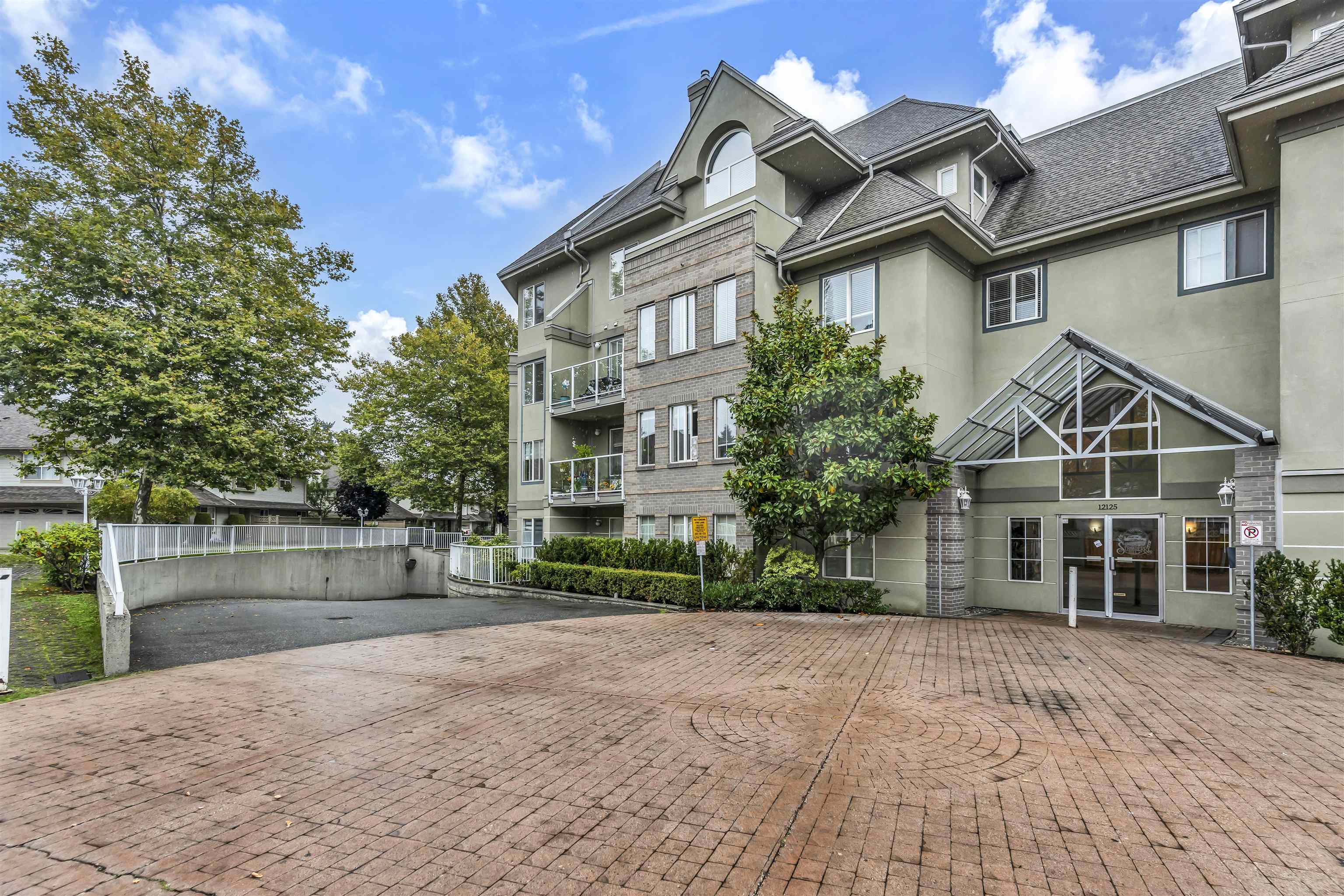 205-12125 75A AVENUE, Surrey, British Columbia, 2 Bedrooms Bedrooms, ,2 BathroomsBathrooms,Residential Attached,For Sale,R2862161