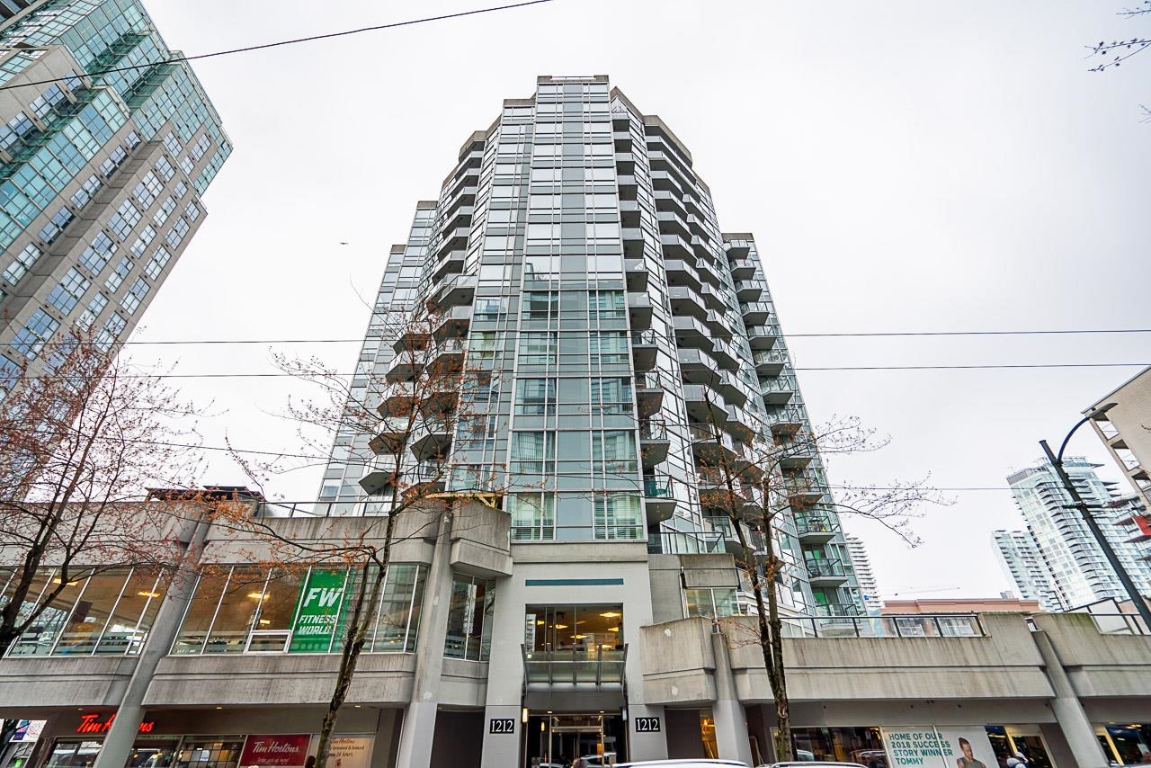 1602-1212 HOWE STREET, Vancouver, British Columbia Apartment/Condo, 1 Bedroom, 1 Bathroom, Residential Attached,For Sale, MLS-R2862974, Richmond Condo for Sale