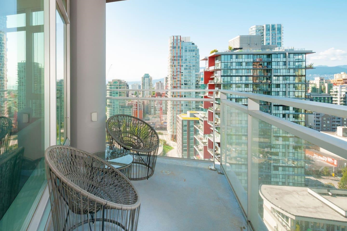 2603-1372 SEYMOUR STREET, Vancouver, British Columbia, 1 Bedroom Bedrooms, ,1 BathroomBathrooms,Residential Attached,For Sale,R2863378