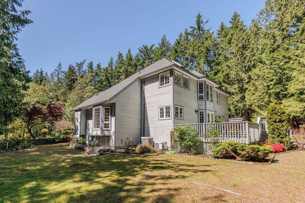 1356 Roberts Creek Road, Roberts Creek, Roberts Creek, V0N 2W1 24