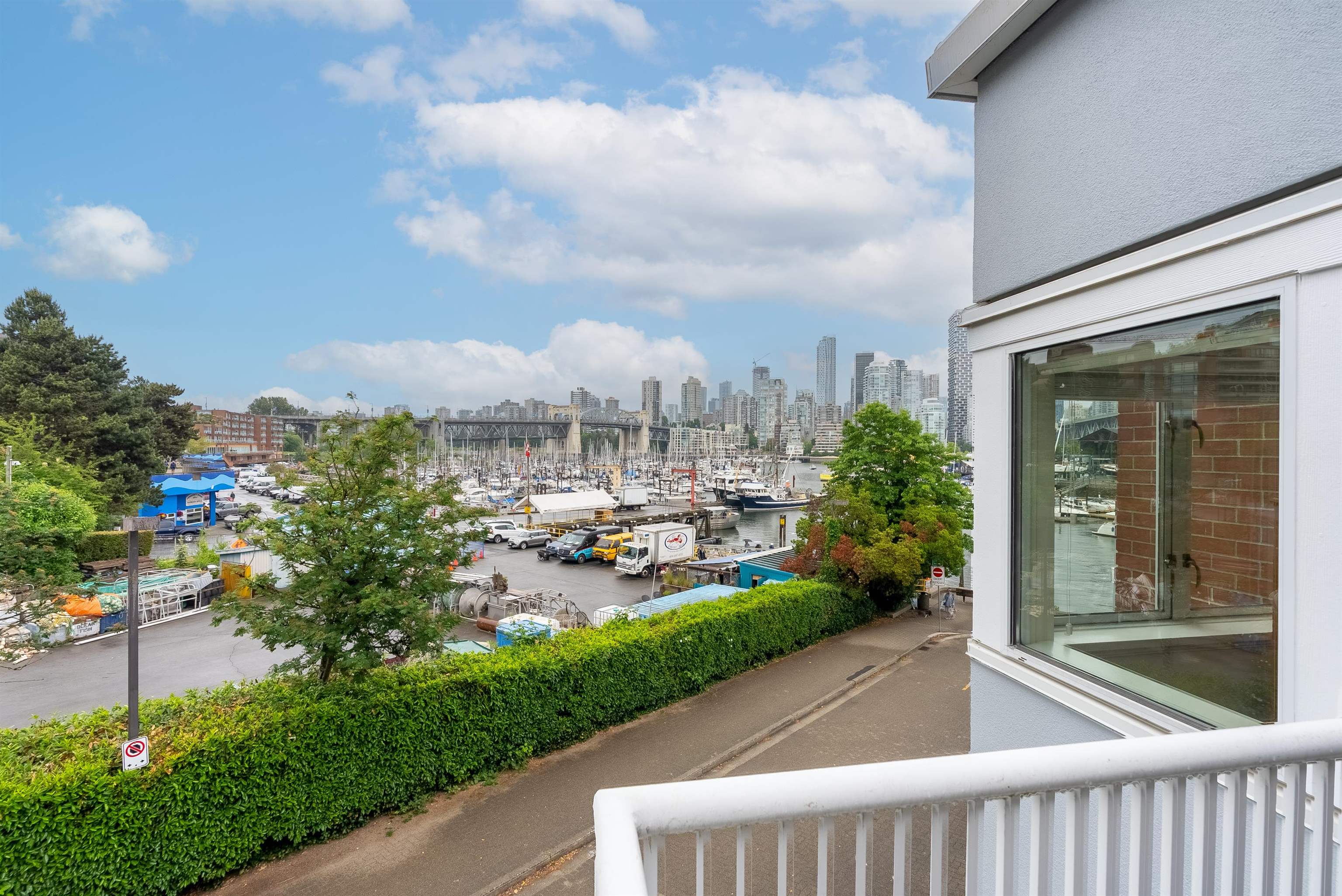 1596 ISLAND PARK WALK, Vancouver, British Columbia, 2 Bedrooms Bedrooms, ,4 BathroomsBathrooms,Residential Attached,For Sale,R2864534