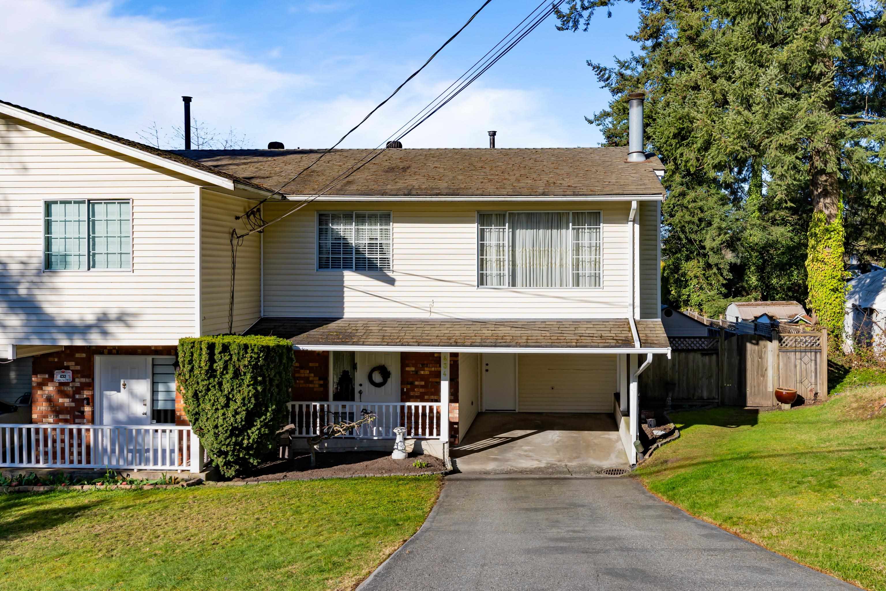 434 MUNDY STREET, Coquitlam, British Columbia V3K 5N1, 4 Bedrooms Bedrooms, ,2 BathroomsBathrooms,Residential Attached,For Sale,R2864860