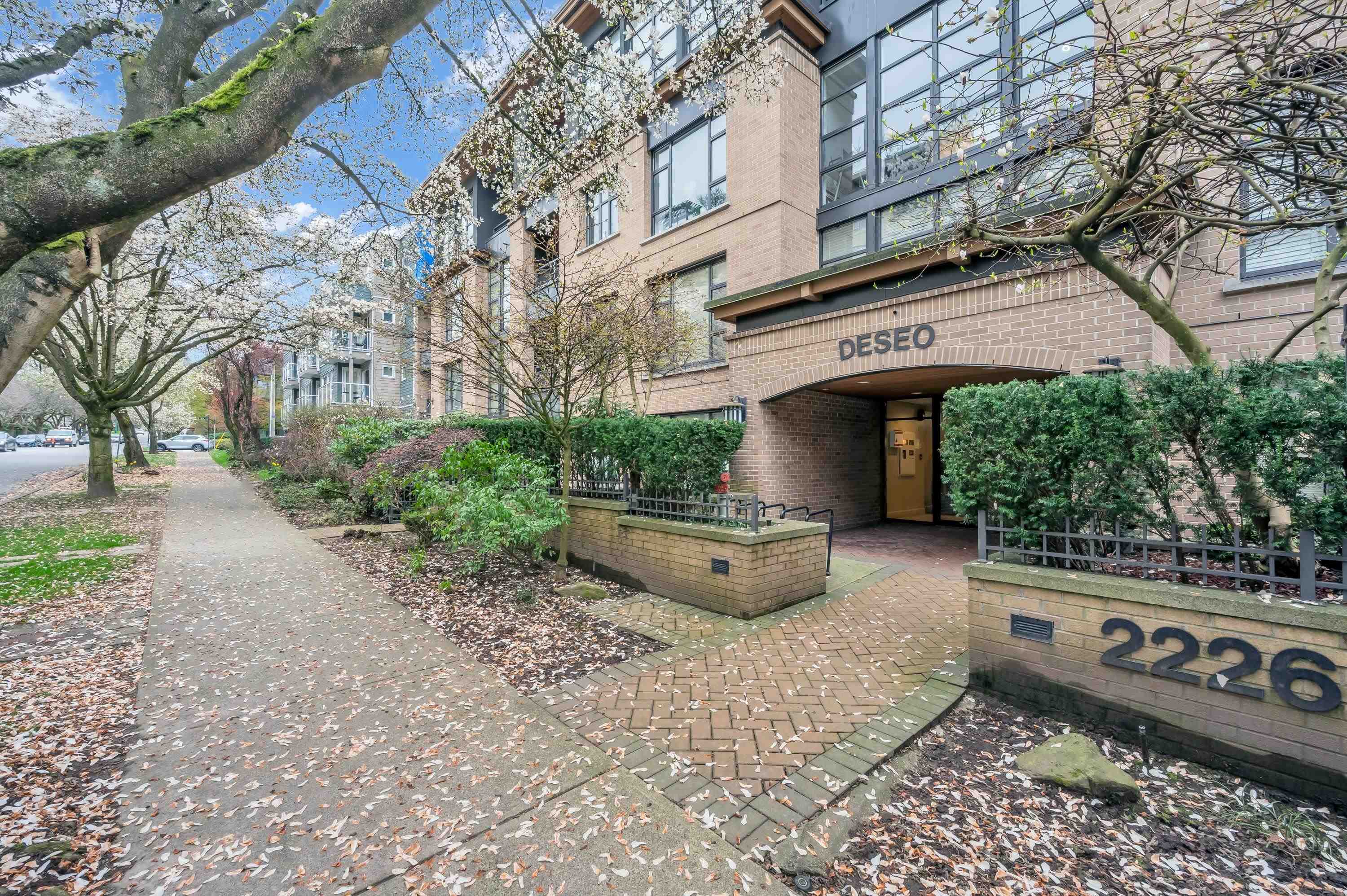 2226 12TH, Vancouver, British Columbia V6K 2N5, 1 Bedroom Bedrooms, ,1 BathroomBathrooms,Residential Attached,For Sale,12TH,R2865050