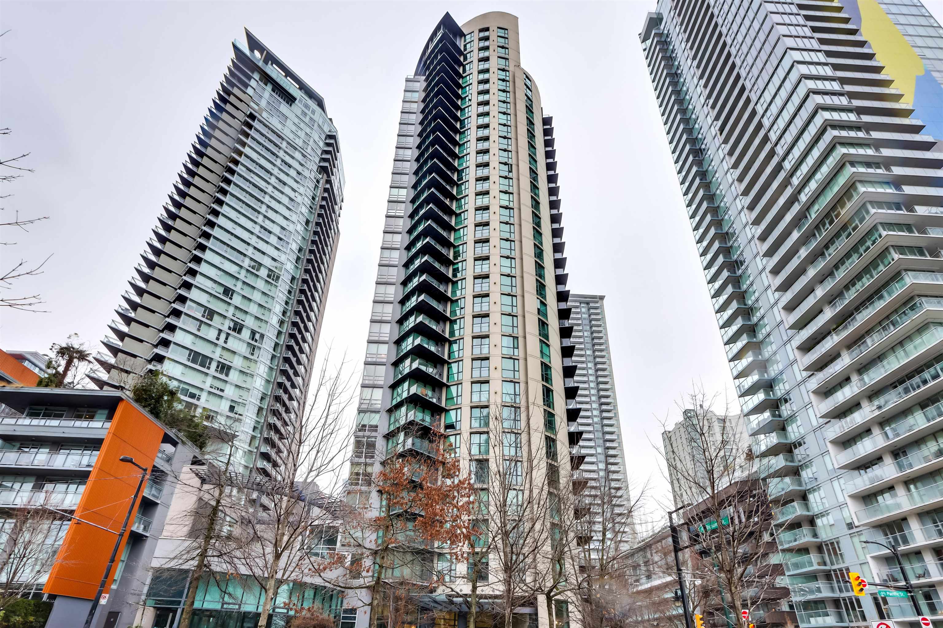 501 PACIFIC, Vancouver, British Columbia V6Z 2X6, 1 Bedroom Bedrooms, ,1 BathroomBathrooms,Residential Attached,For Sale,PACIFIC,R2865547