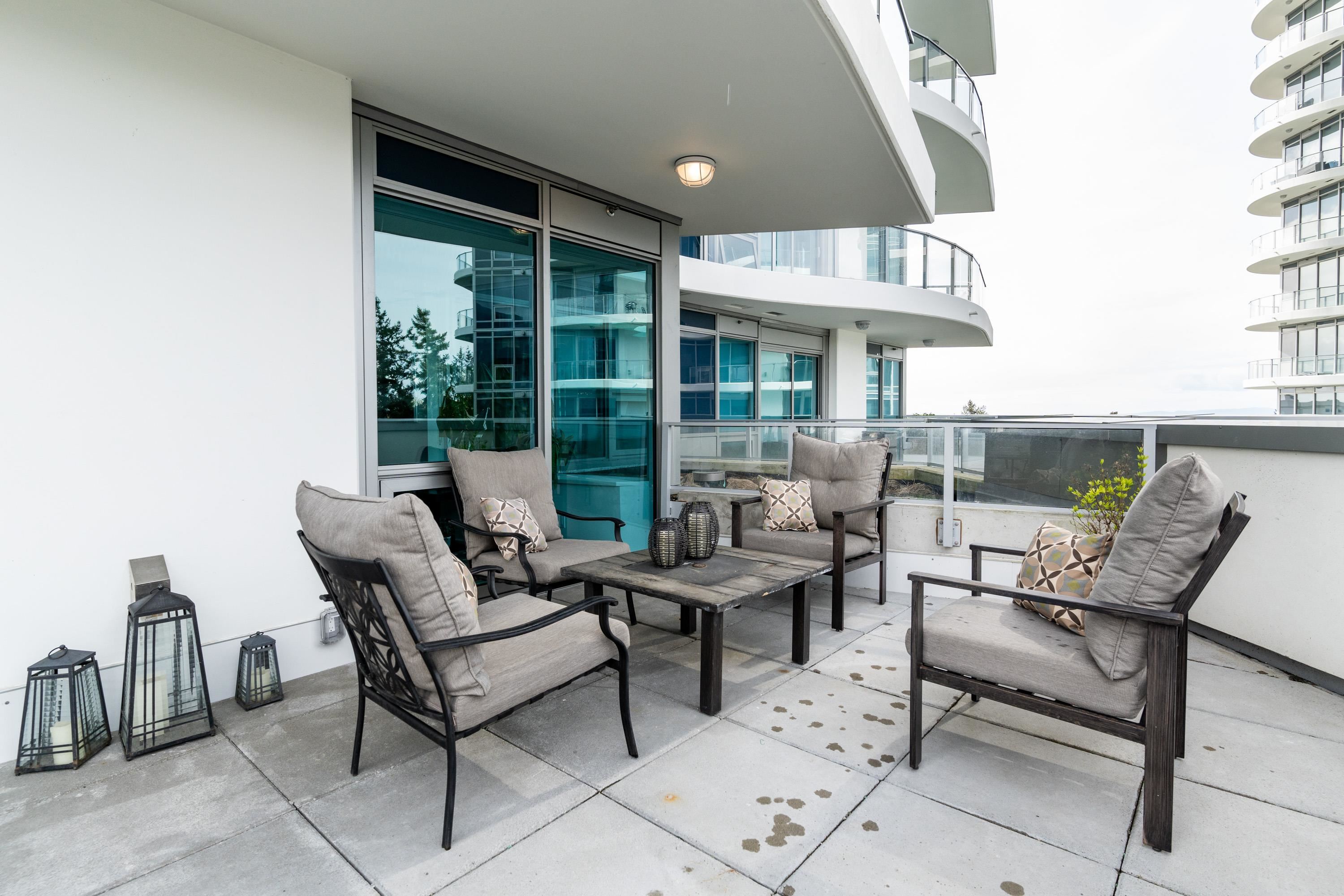 501-1501 FOSTER STREET, White Rock, British Columbia, 2 Bedrooms Bedrooms, ,2 BathroomsBathrooms,Residential Attached,For Sale,R2866961