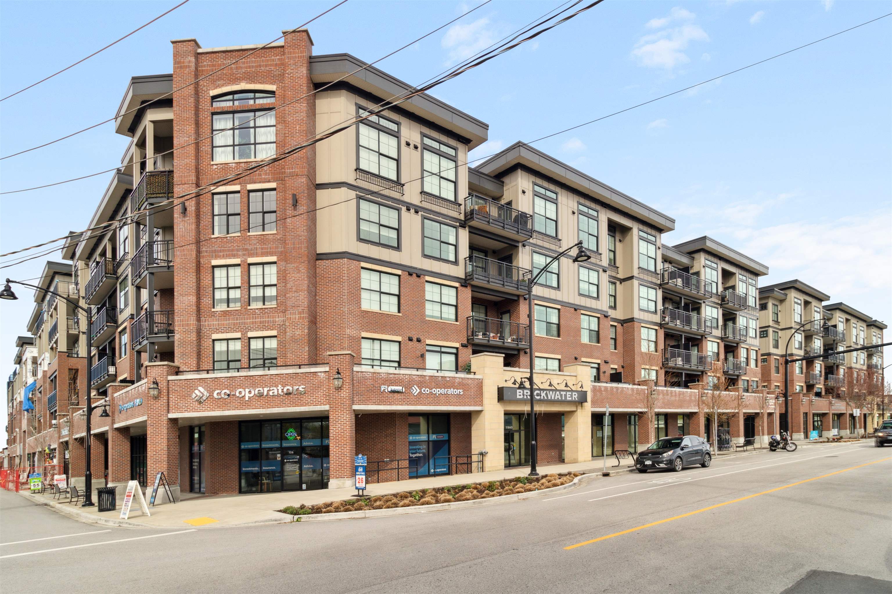 East Central Apartment/Condo for sale:  2 bedroom 1,328 sq.ft. (Listed 2024-04-05)