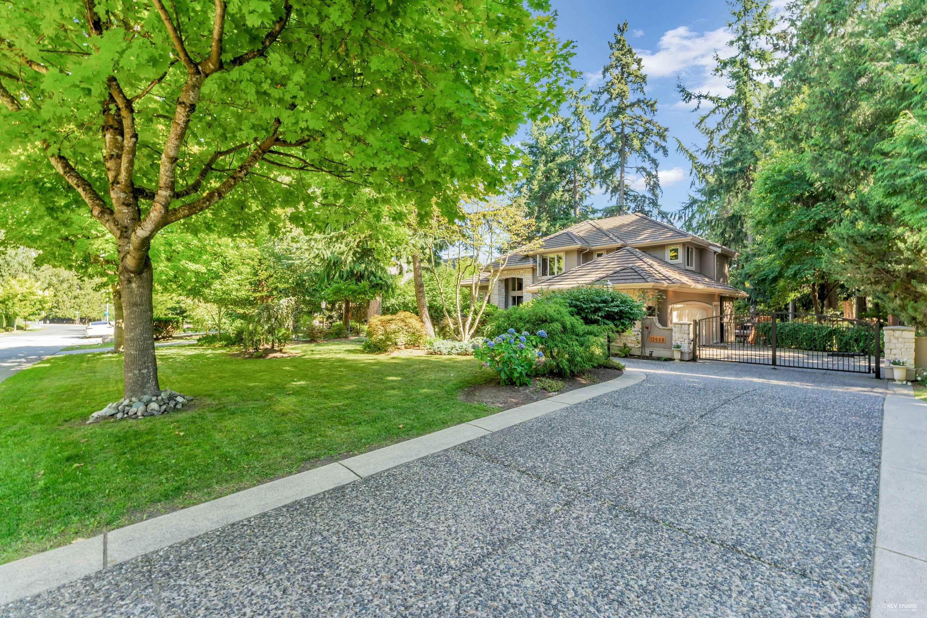 12668 55 Avenue, Surrey, Panorama Ridge, V3X 3M7 5