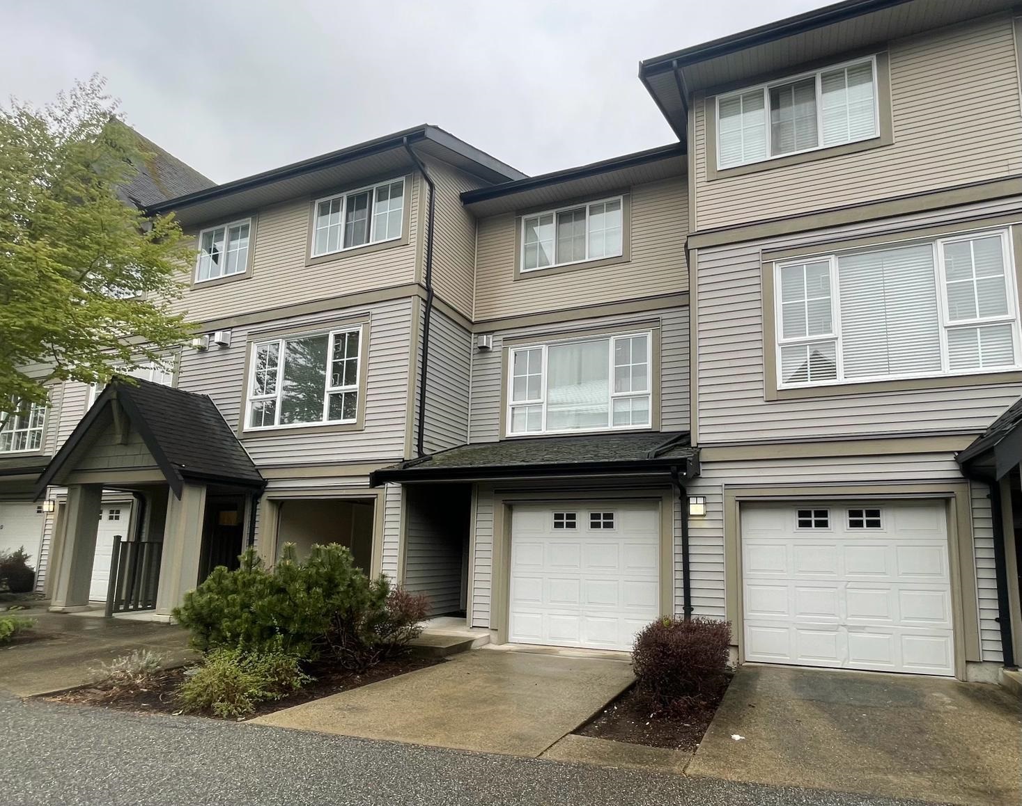 26-2501 161A STREET, Surrey, British Columbia, 2 Bedrooms Bedrooms, ,2 BathroomsBathrooms,Residential Attached,For Sale,R2867323